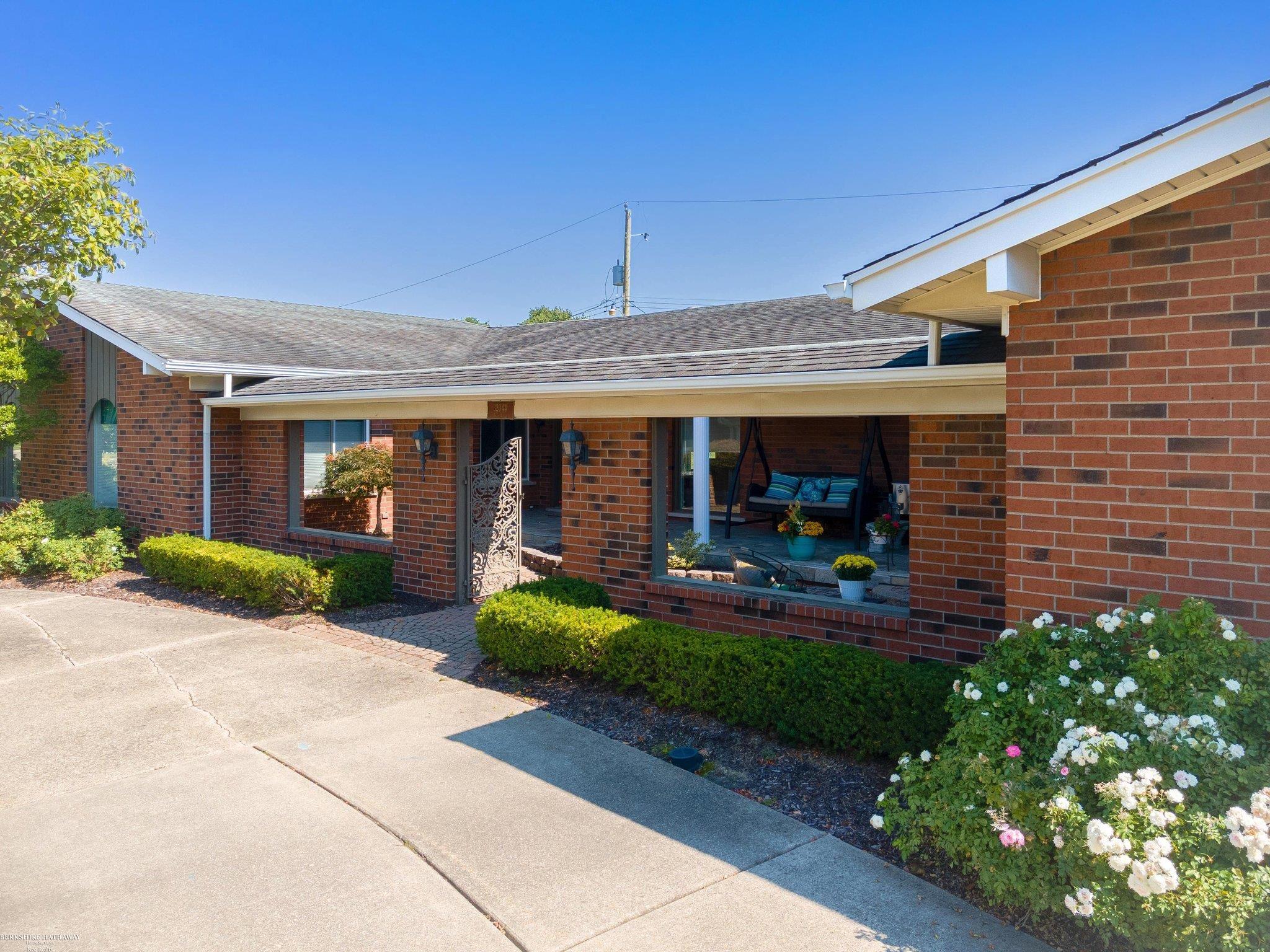 image of 32044 Vegas Dr, Warren, MI 48093 | MLS# 50216217