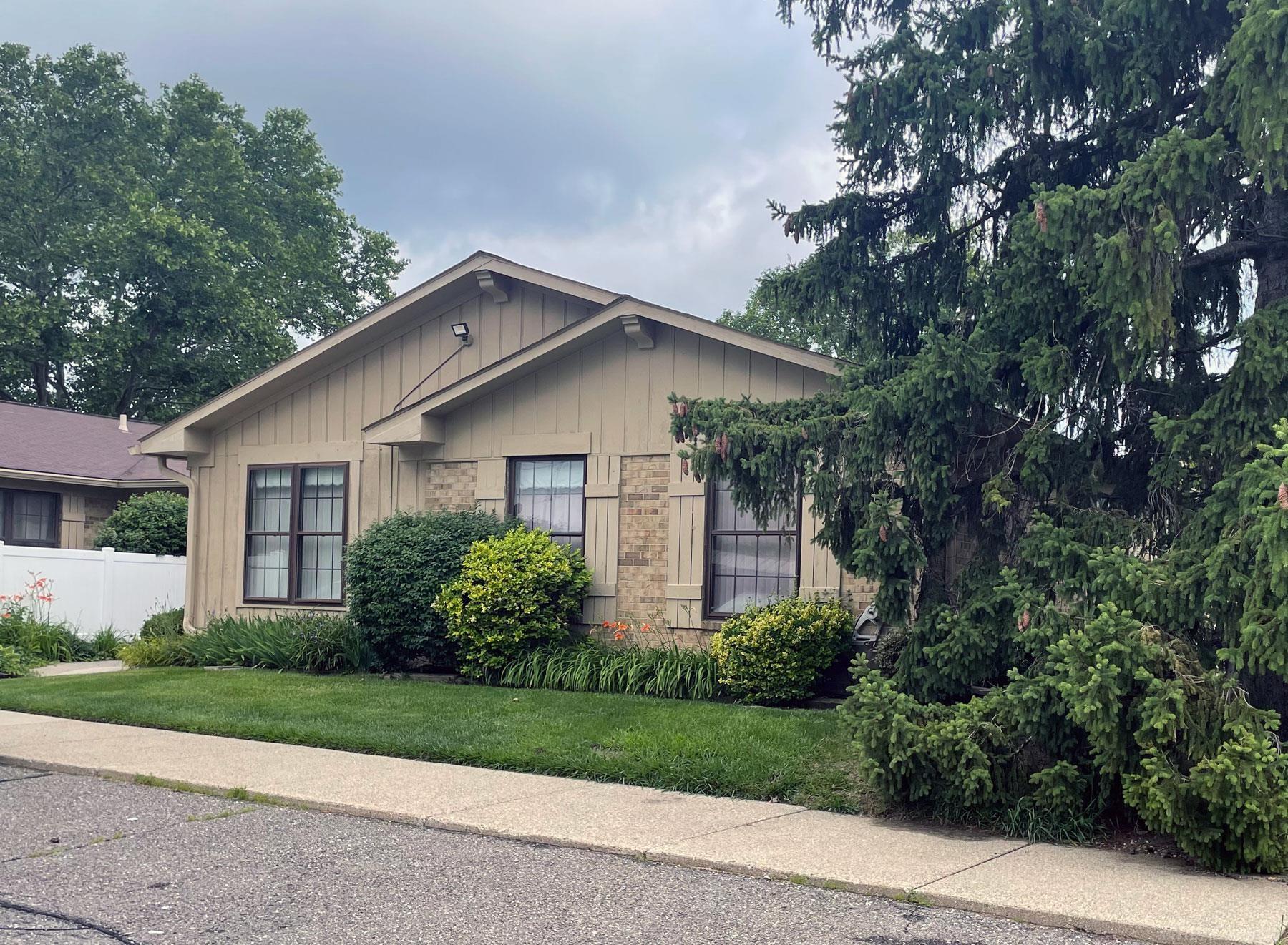 2nd image of 2684 Roundtree Dr, Troy, MI 48083 | MLS# 58050216218