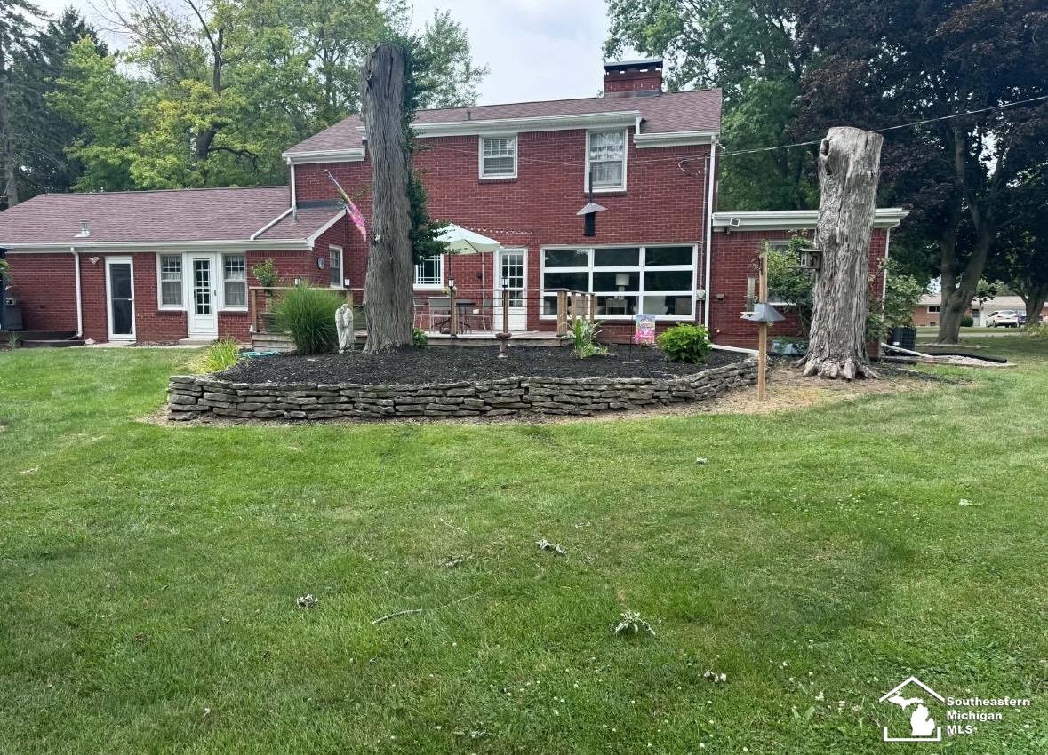 Photo 3 of Single family home for sale at 1365 Trenton Rd, Adrian, MI 49221 | MLS# 57050216235 | Listing updated on 2026-09-26