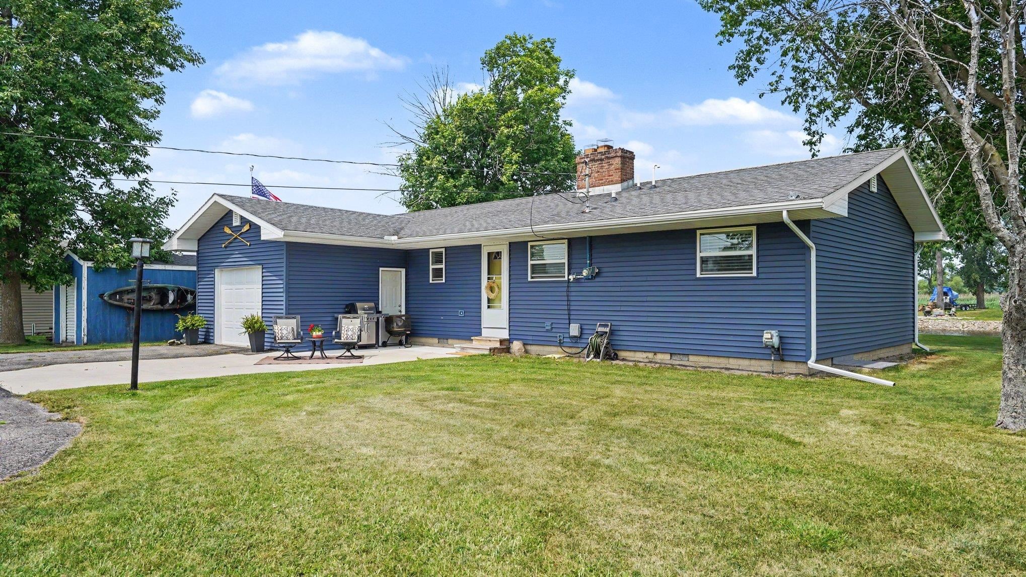 3rd image of 2327 Bay Ridge Dr, Au Gres, MI 48703 | MLS# 50216239