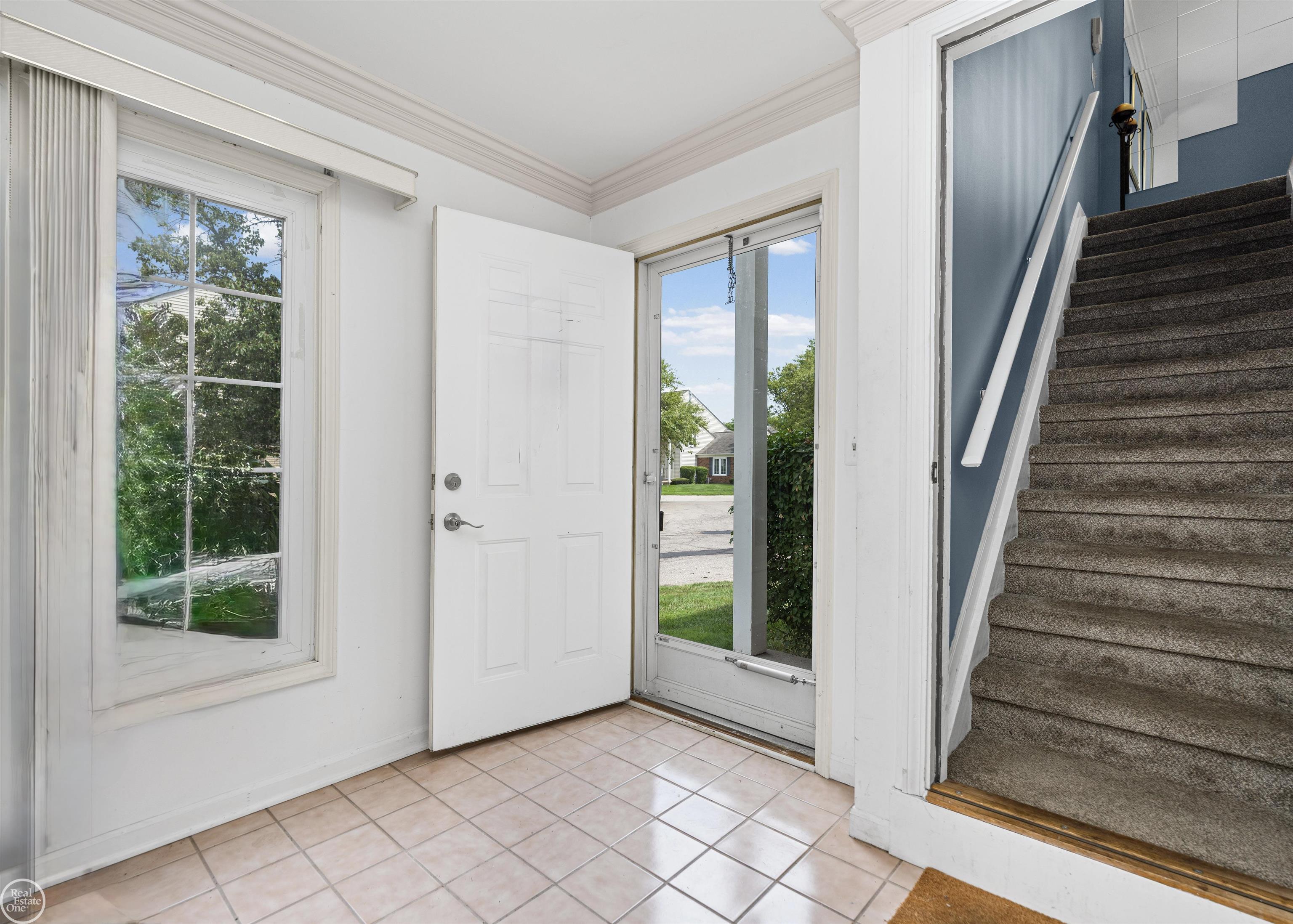 Photo 3 of Condo for sale at 37427 Stonegate Cir, Clinton Township, MI 48036 | MLS# 58050216251 | Listing updated on 2026-09-15