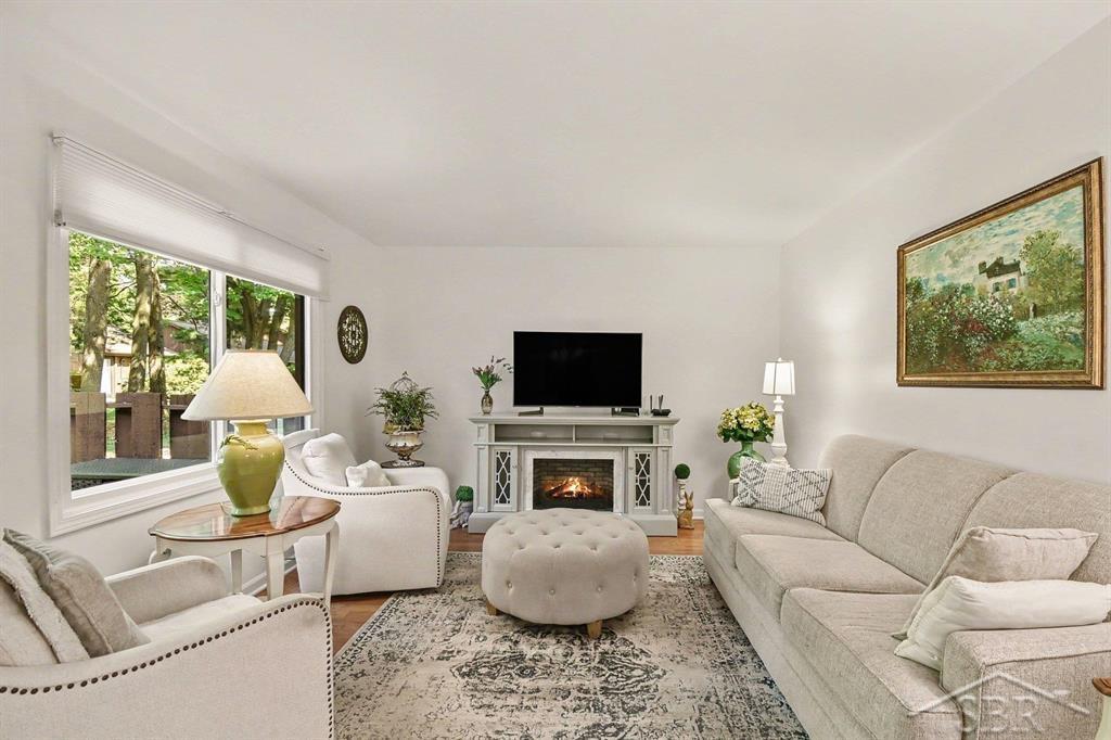 2nd image of 4907 Grandview Cir, Midland, MI 48640 | MLS# 50216277