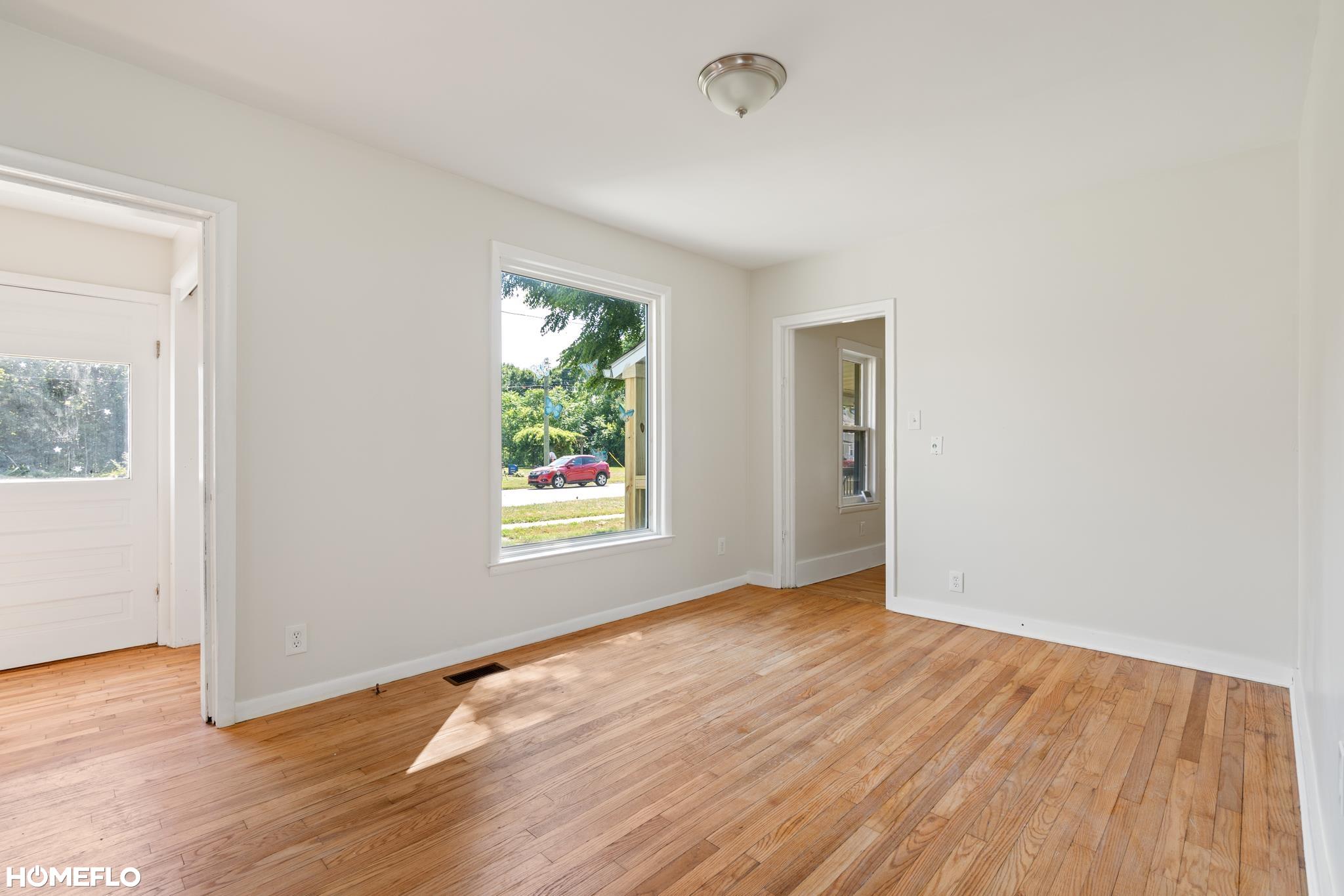 240 W 3rd Street photo 7
