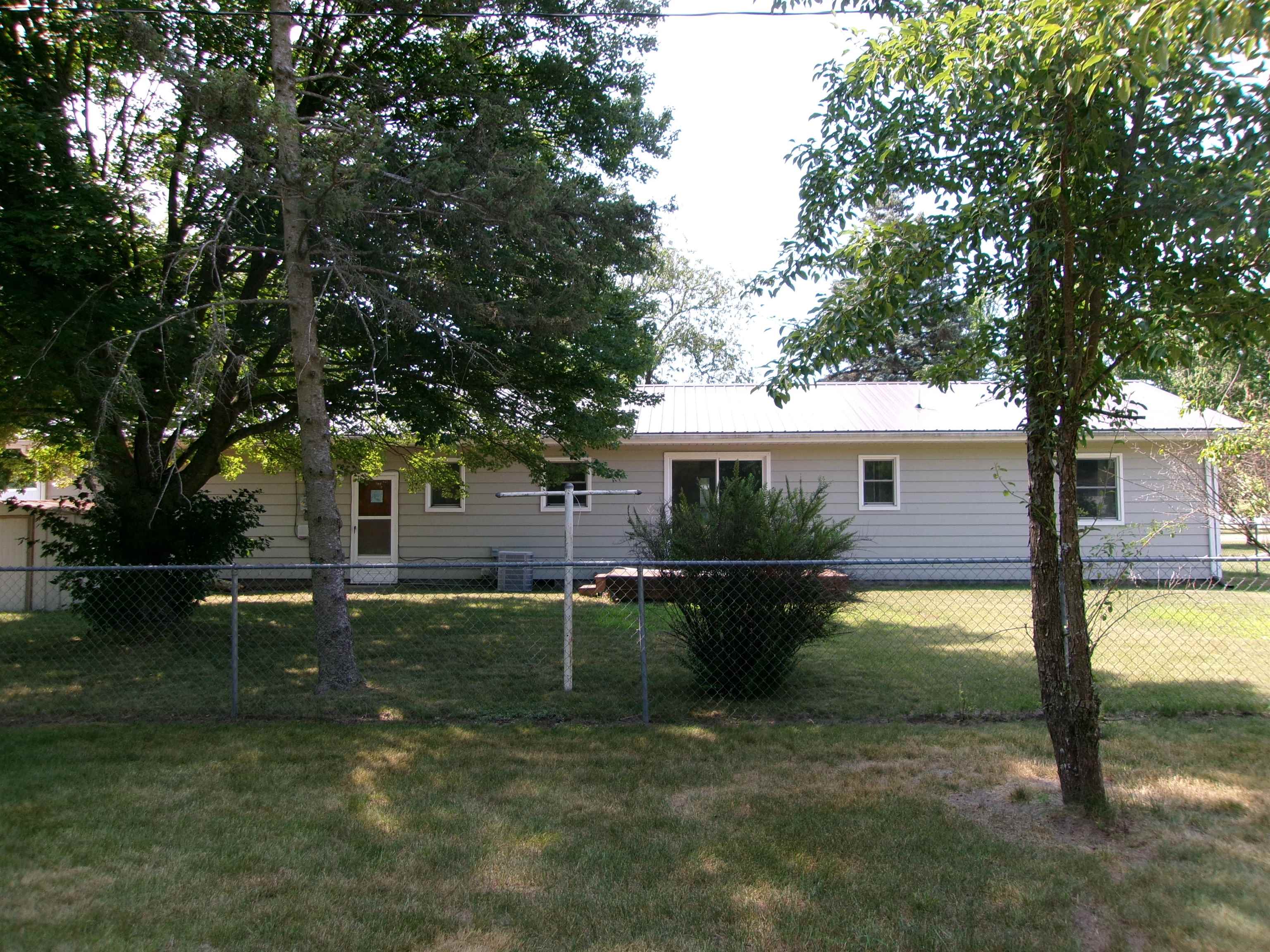 2nd image of 410 W Webster St, Coleman, MI 48618 | MLS# 50216316