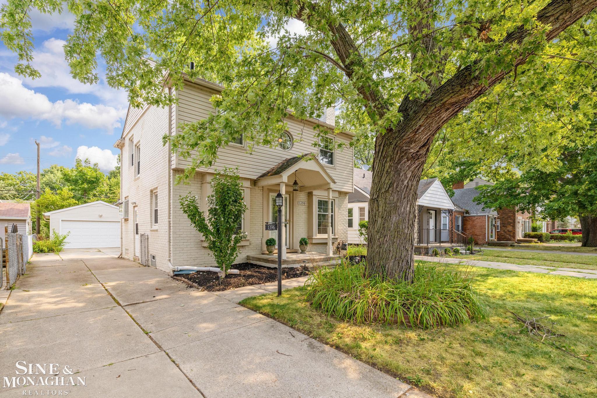 2nd image of 1396 Vernier Rd, Grosse Pointe Woods, MI 48236 | MLS# 58050216376