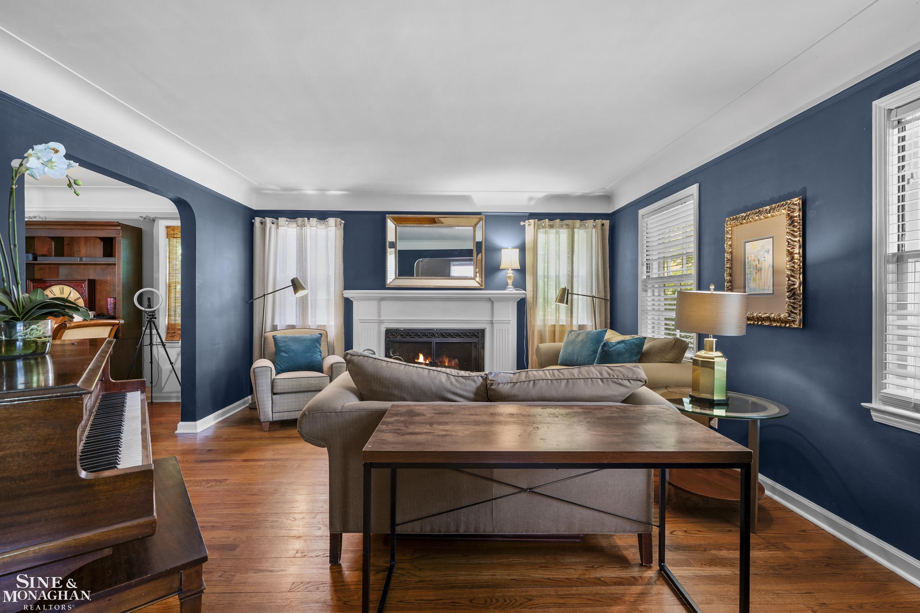 4th image of 433 Maison Rd, Grosse Pointe Farms, MI 48236 | MLS# 58050216380