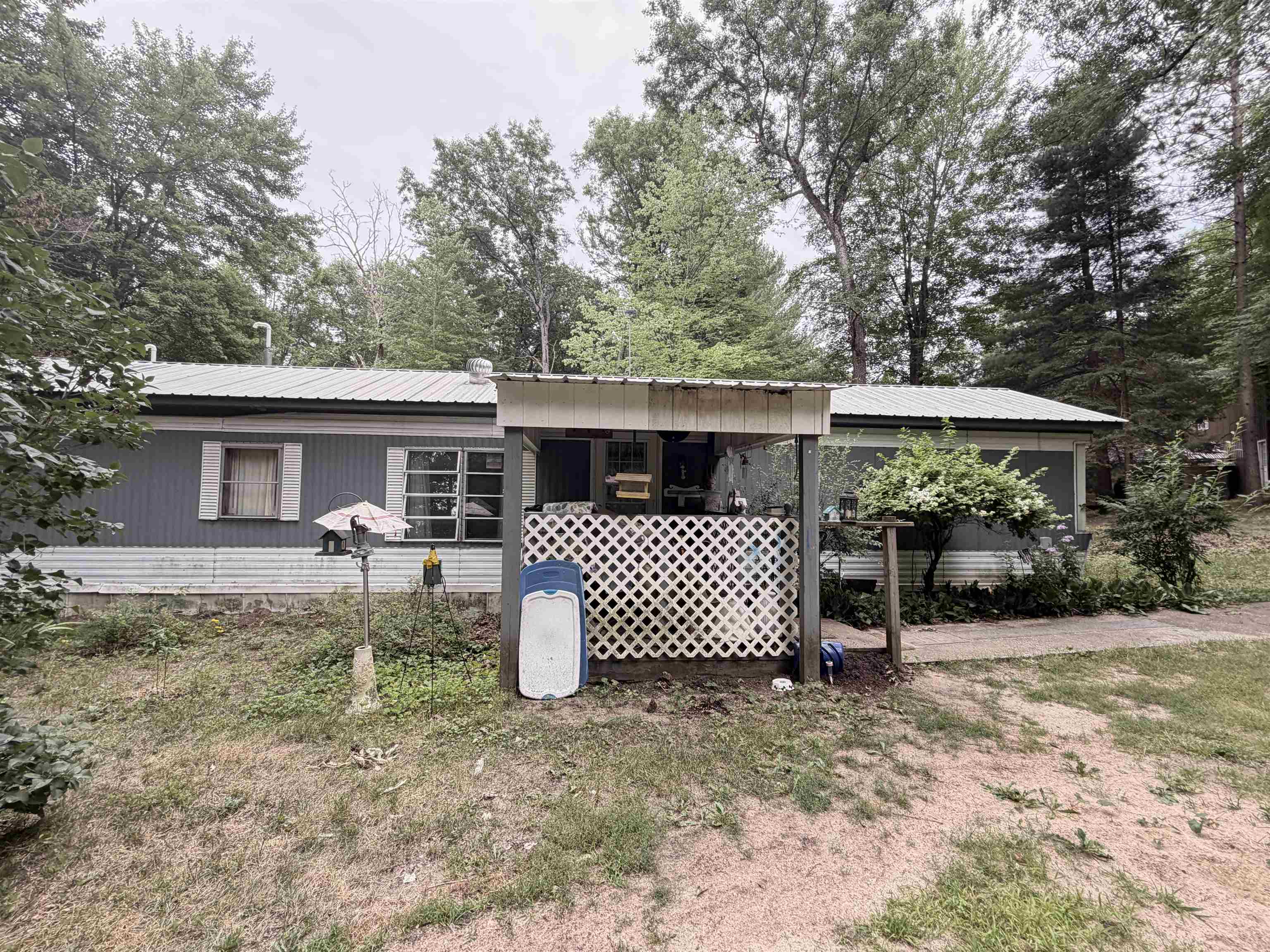Photo 1 of Single family home for sale at 4070 N Valley View Rd, Harrison, MI 48625 | MLS# 50216398 | Listing updated on 2026-09-12