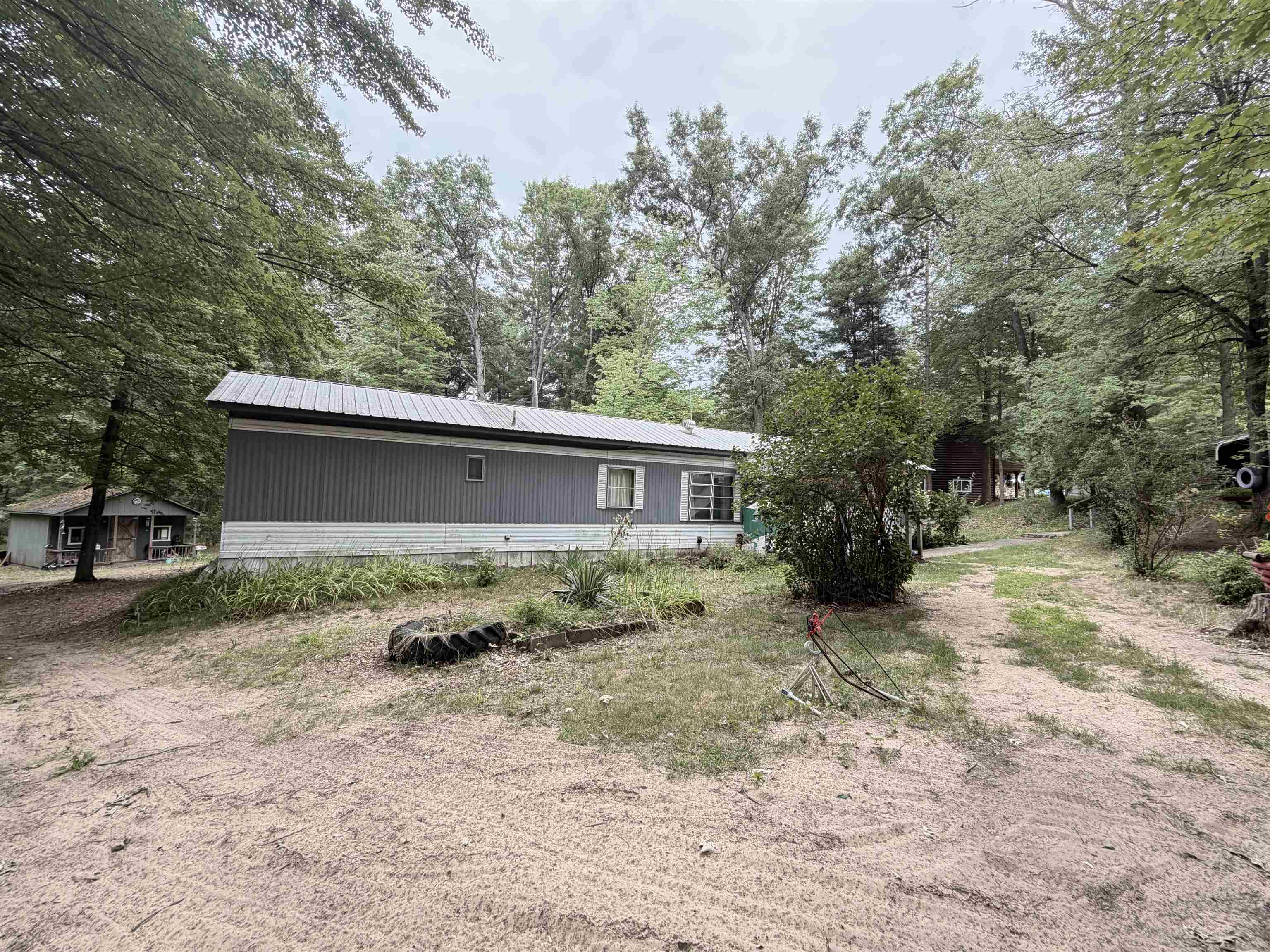 Photo 2 of Single family home for sale at 4070 N Valley View Rd, Harrison, MI 48625 | MLS# 50216398 | Listing updated on 2026-09-12