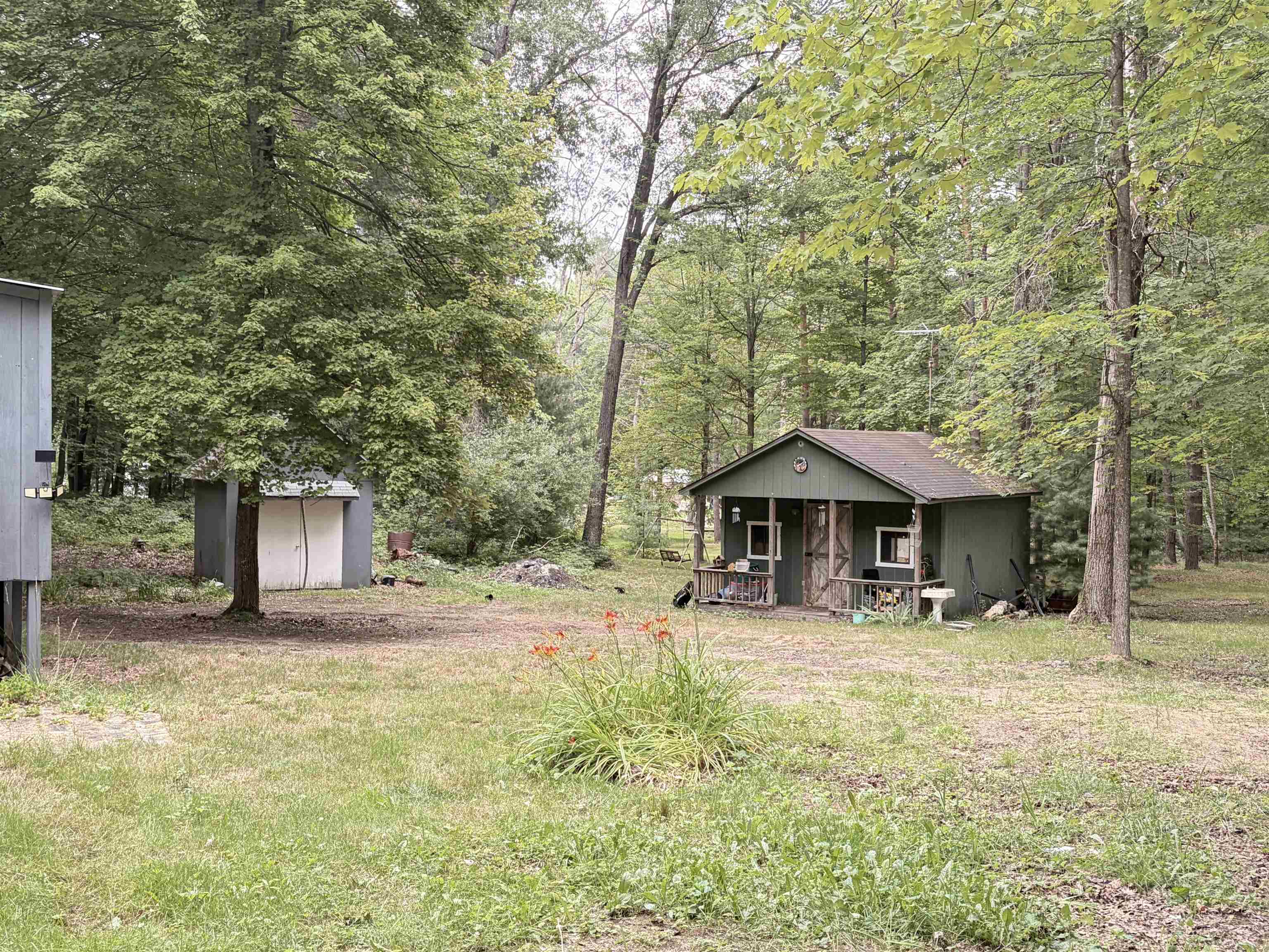 Photo 3 of Single family home for sale at 4070 N Valley View Rd, Harrison, MI 48625 | MLS# 50216398 | Listing updated on 2026-09-12