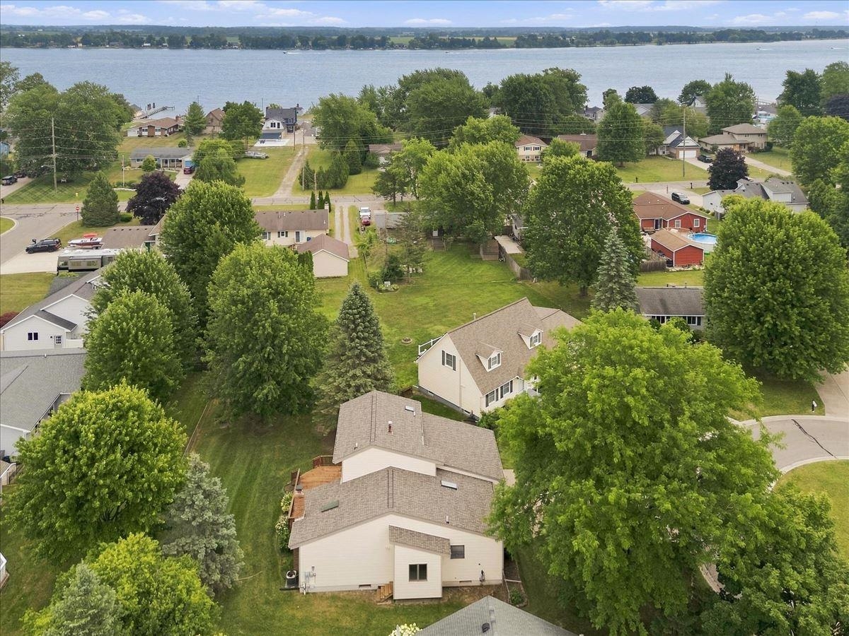 2nd image of 514 Rochelle Ct, East China, MI 48054 | MLS# 50216421