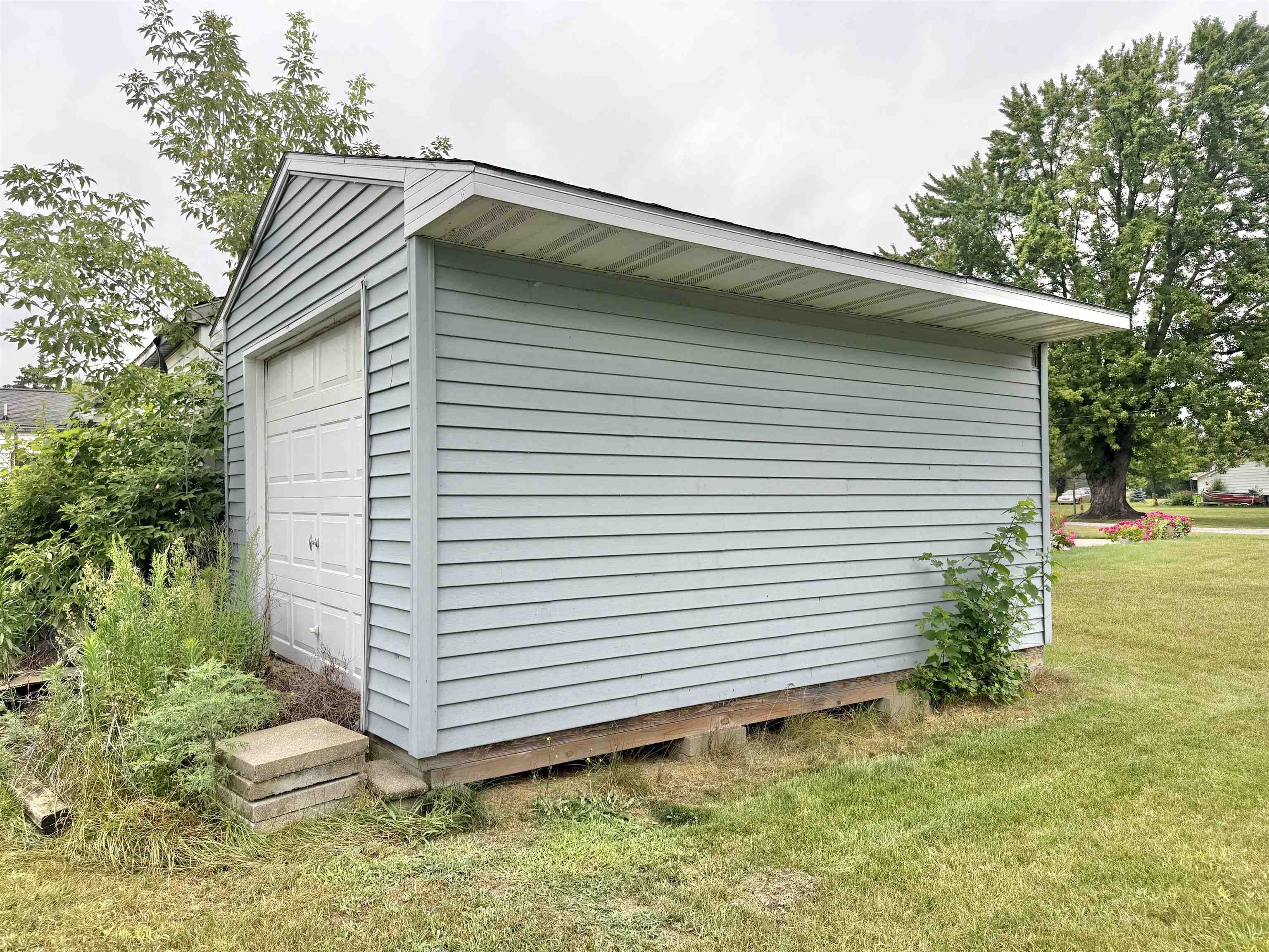 3rd image of 681 S Huron Rd, Linwood, MI 48634 | MLS# 50216442