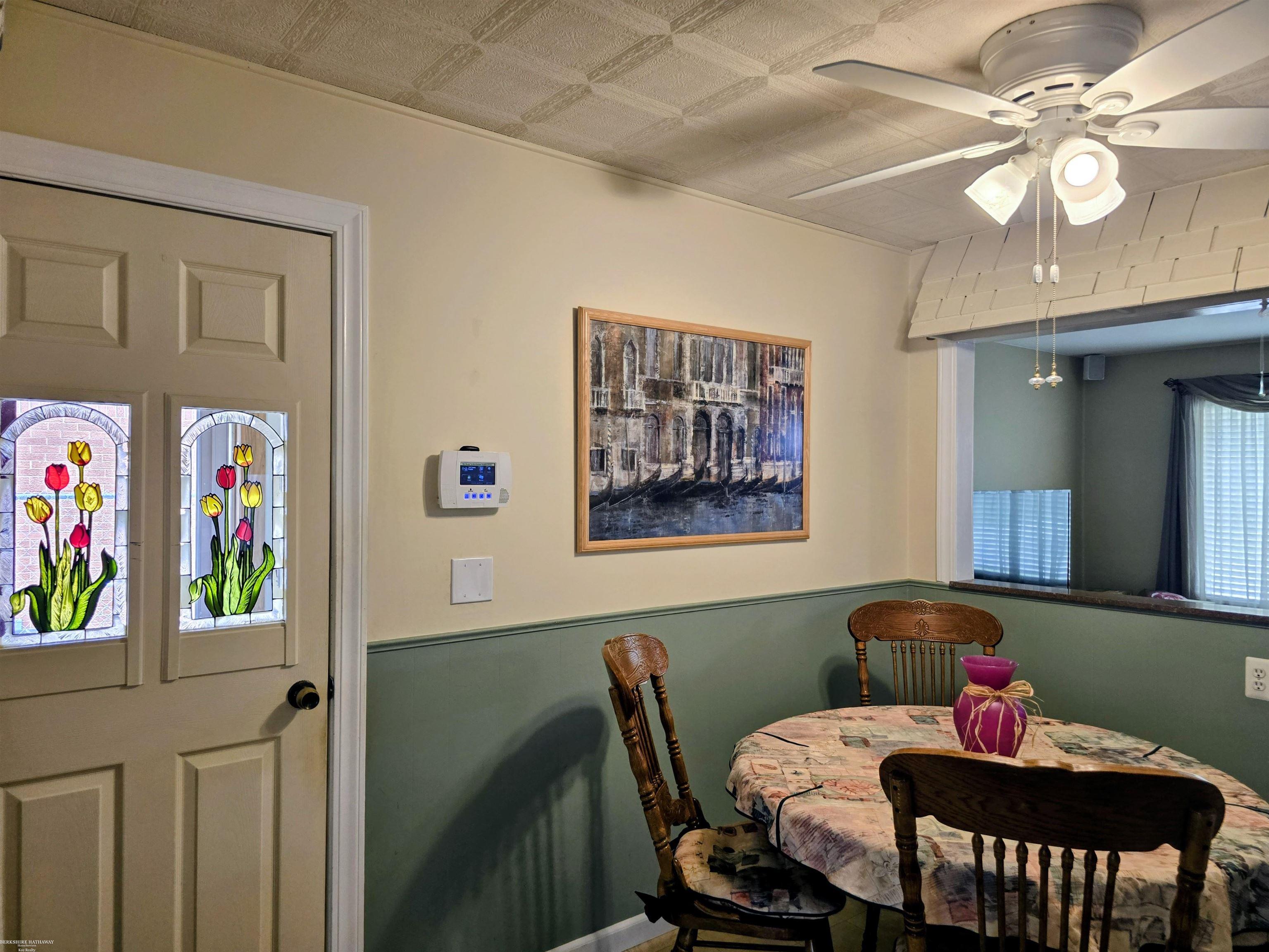 Photo 3 of Single family home for sale at 27151 Clarpointe Dr, Warren, MI 48088 | MLS# 58050216443 | Listing updated on 2026-09-14
