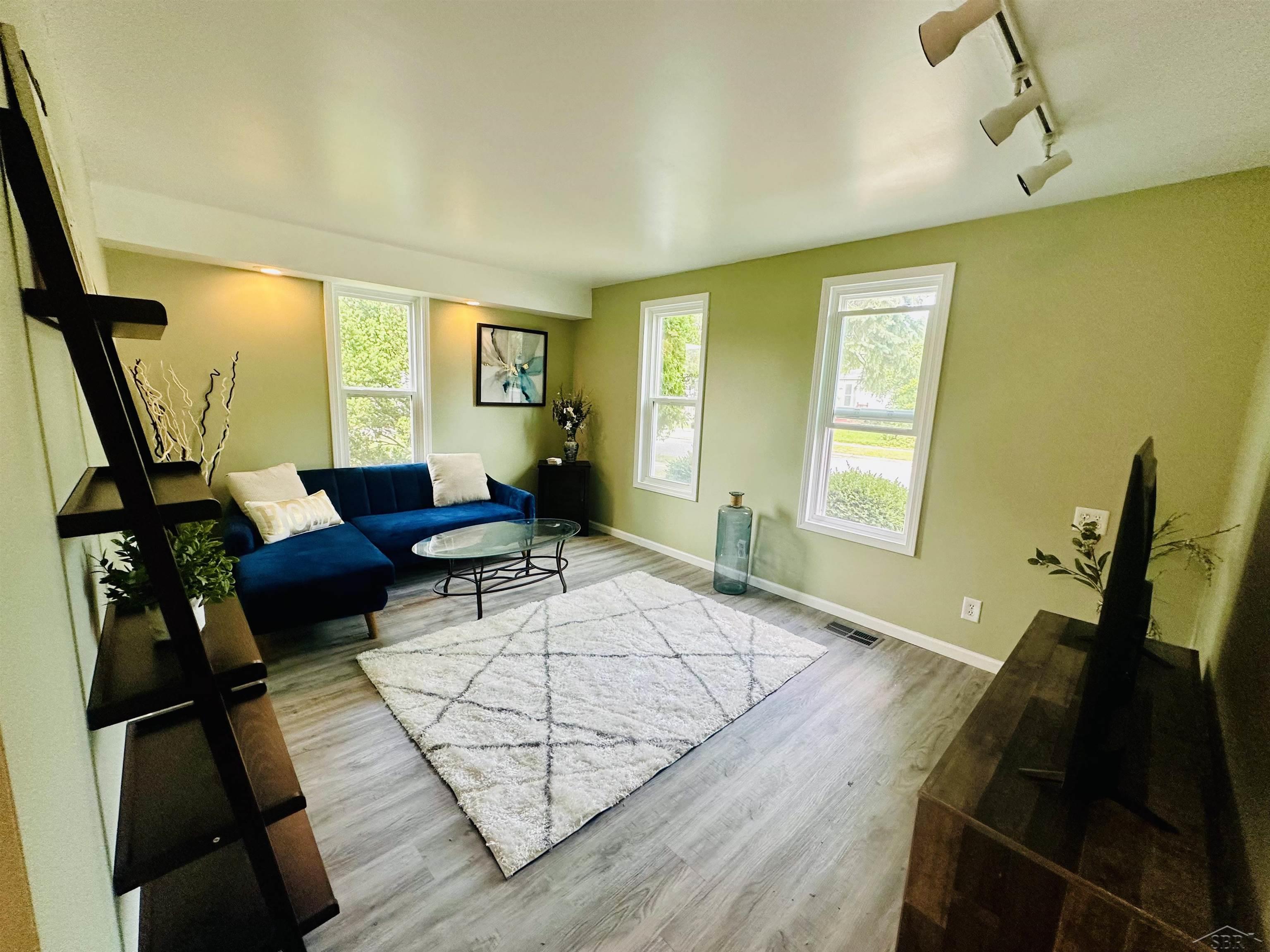 Photo 3 of Single family home for sale at 612 Webster St, Bay City, MI 48708 | MLS# 61050216449 | Listing updated on 2026-09-12