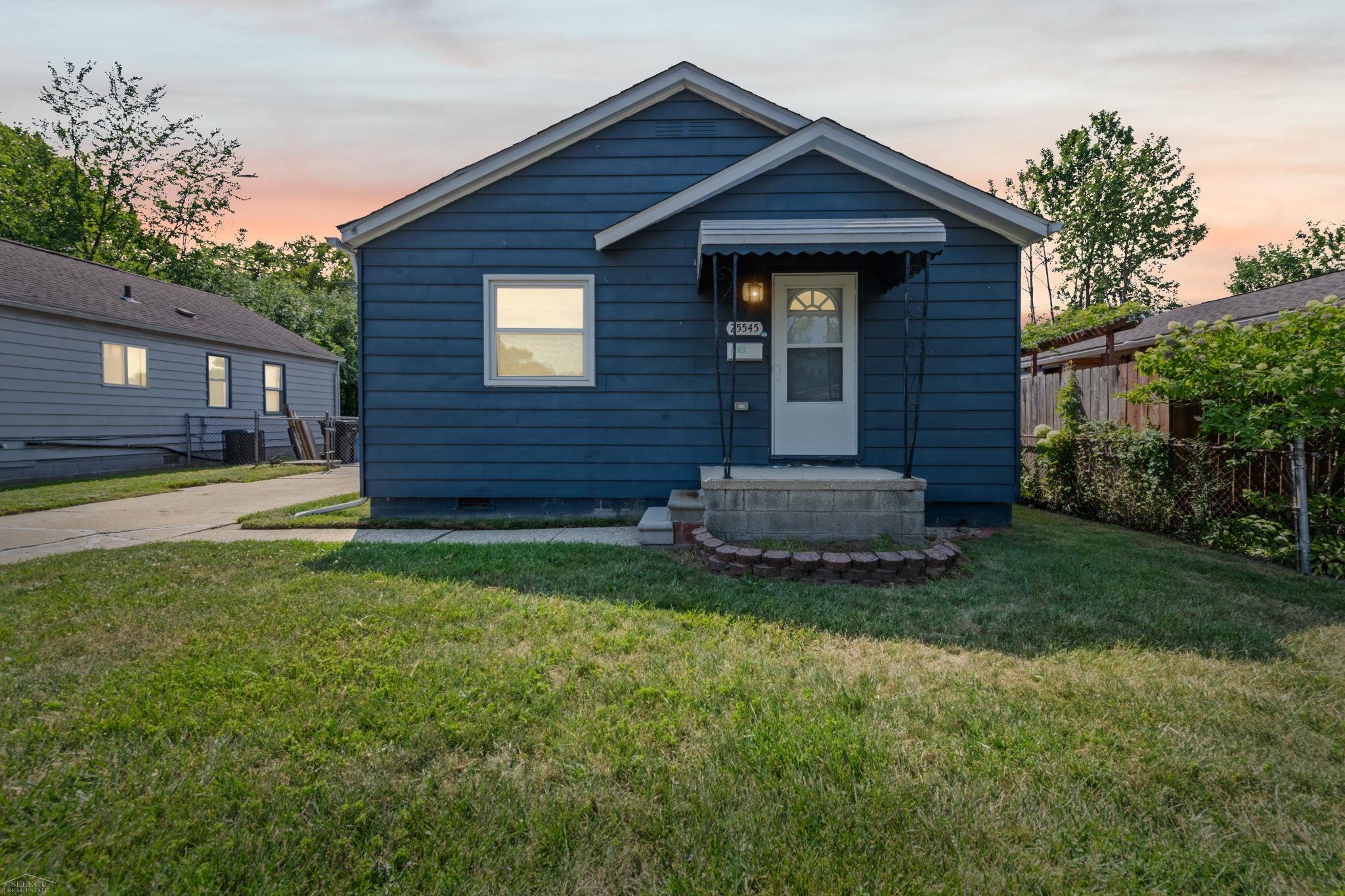 25545 Packard ST RosevilleCity_Macomb Michigan 48066