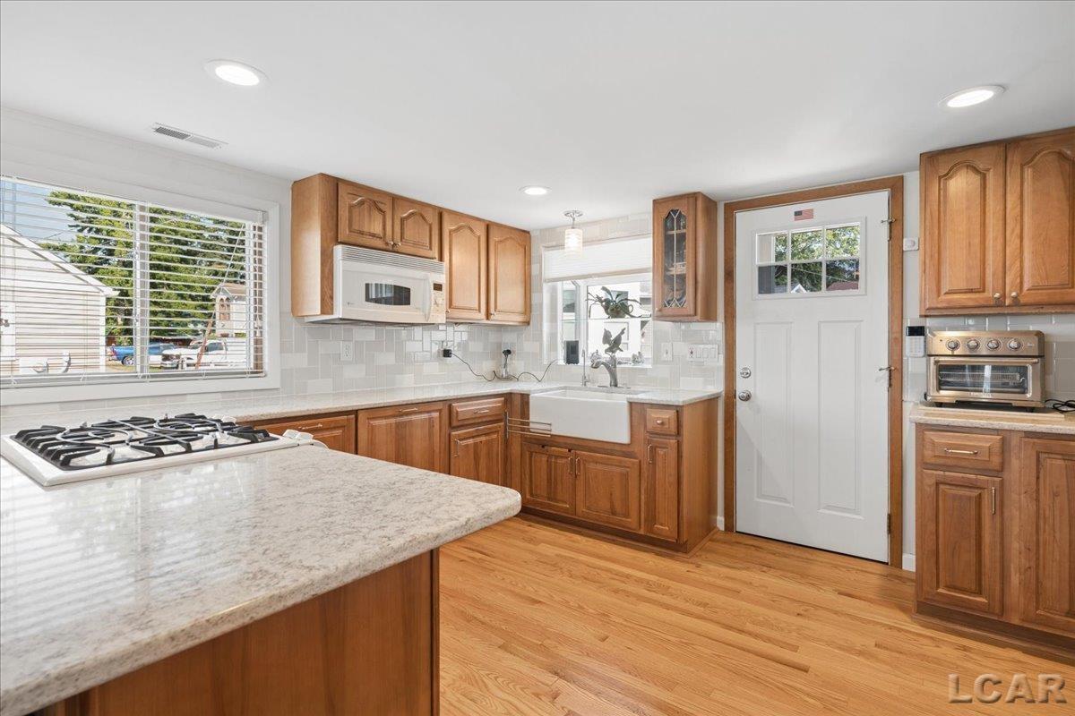 3rd image of 10240 W Ferndale Dr Dr, Manitou Beach, MI 49253 | MLS# 50216473