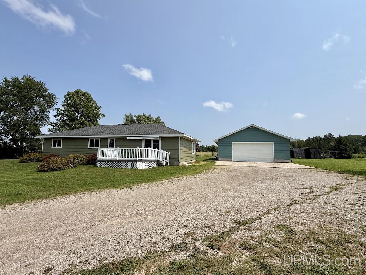 3rd image of 9412 County 511 W5 Rd, Rapid River, MI 49878 | MLS# 50216530
