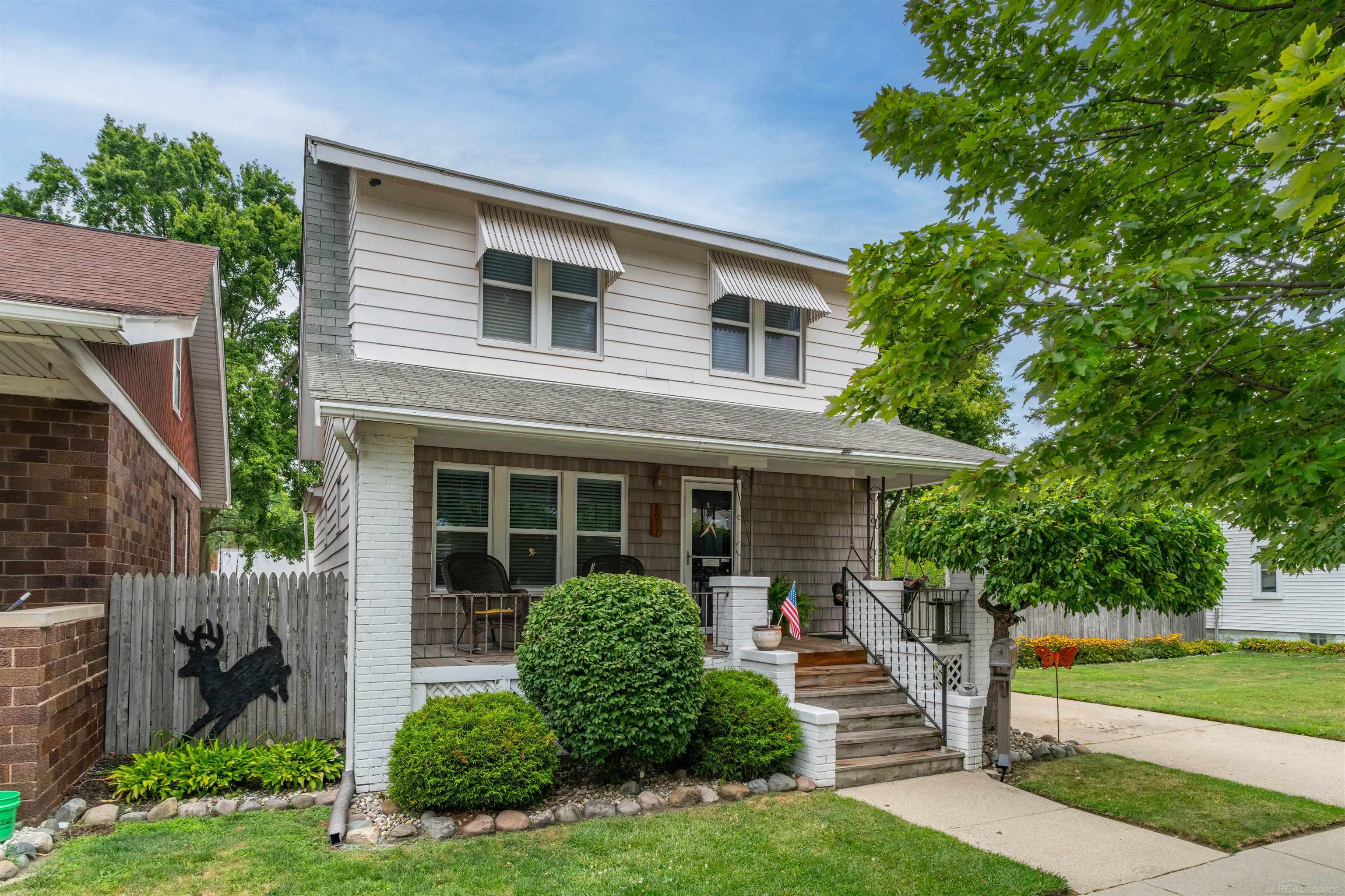 1st image of 8057 Central St, Center Line, MI 48015 | MLS# 50216586