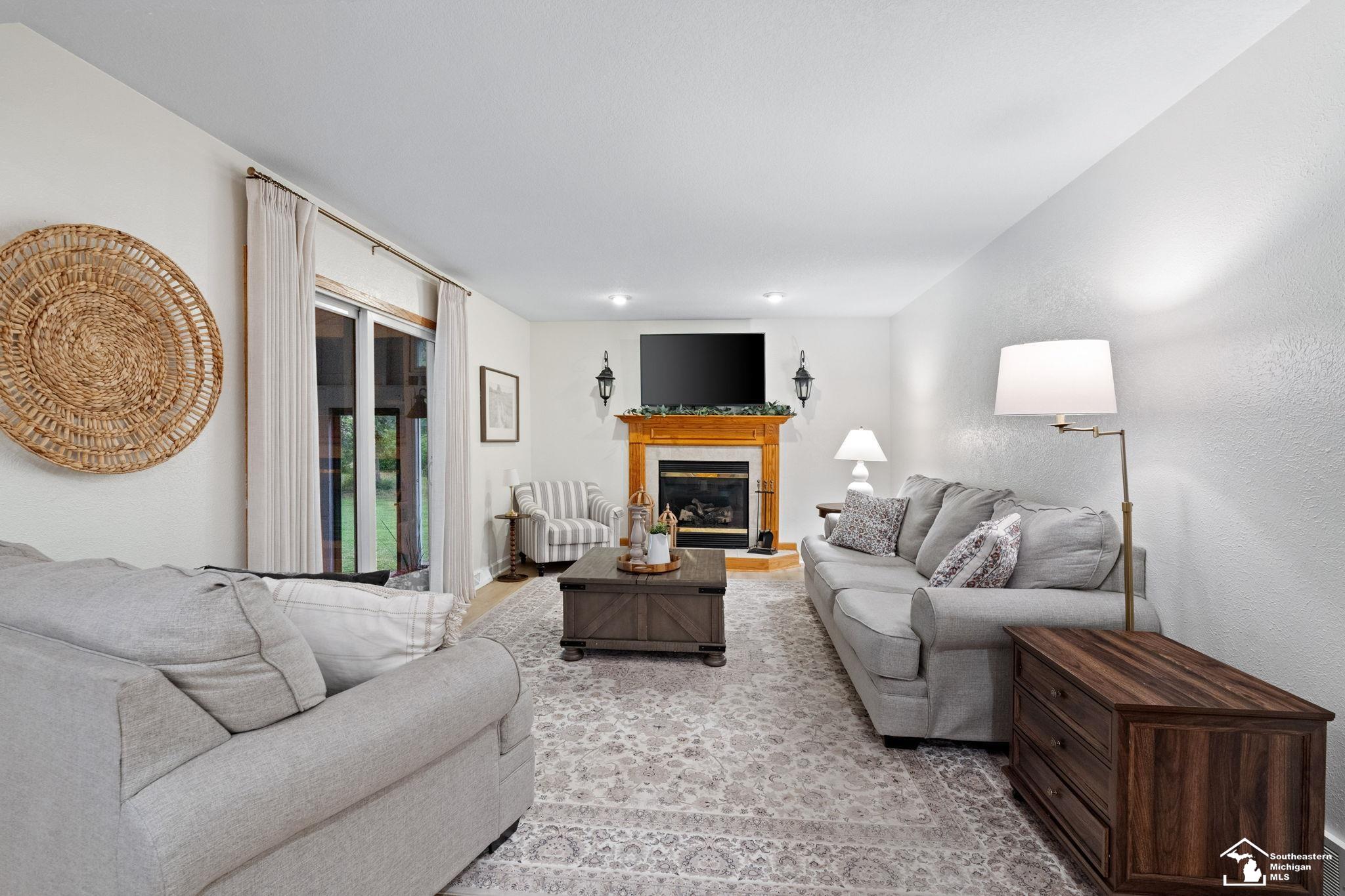3rd image of 9099 Summerfield Rd, Temperance, MI 48182 | MLS# 50216588