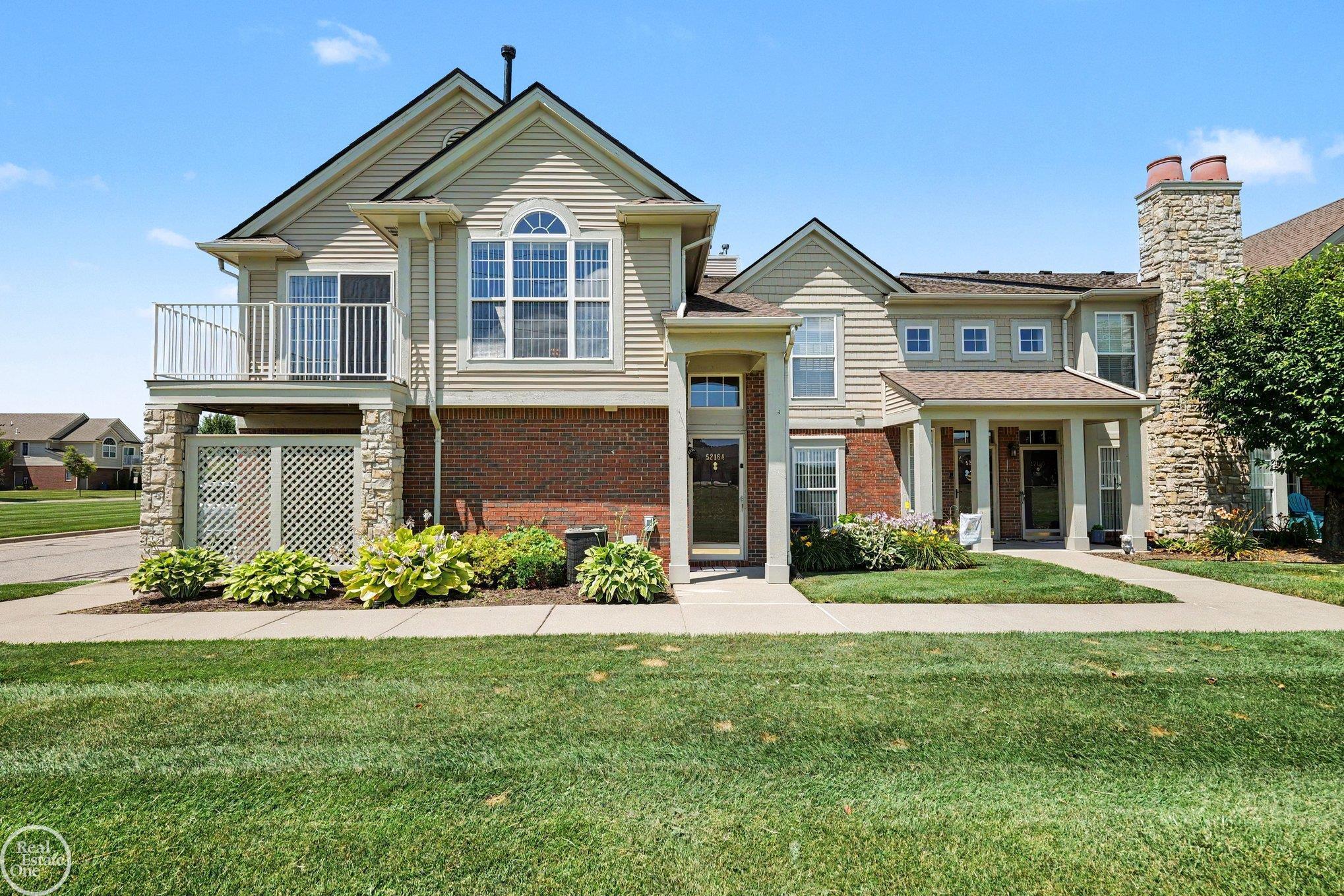 2nd image of 52164 Naugatuck Dr, Macomb, MI 48042 | MLS# 50216590