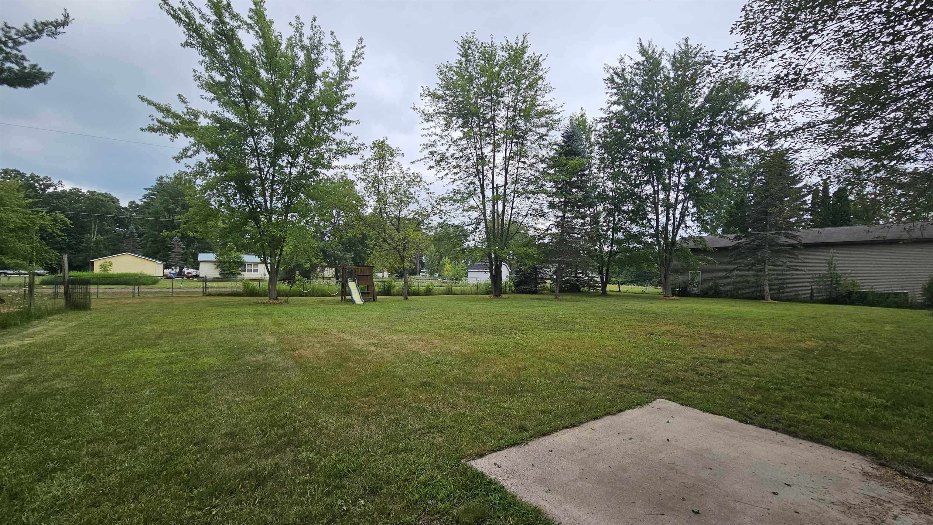 3rd image of 4906 E Walnut St, Beaverton, MI 48612 | MLS# 50216607