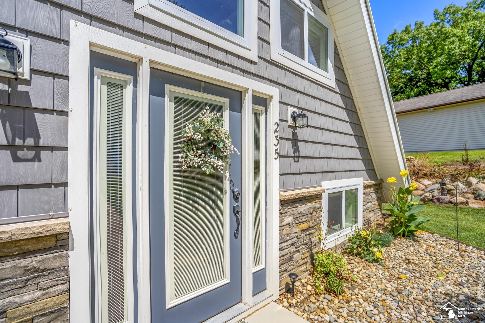4th image of 235 Pine Hill Lake Dr, Horton, MI 49246 | MLS# 50216649