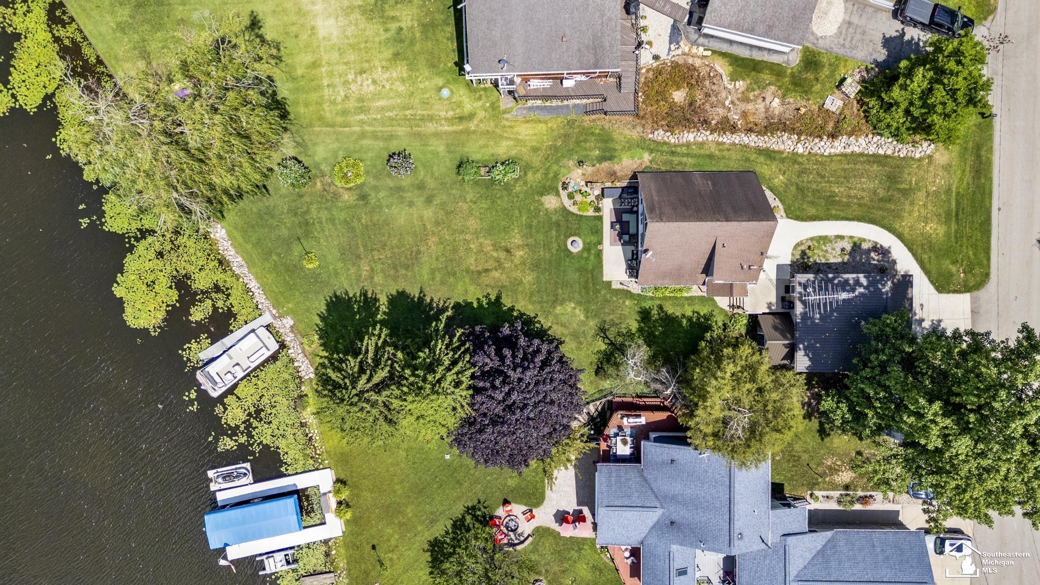 35th image of 235 Pine Hill Lake Dr, Horton, MI 49246 | MLS# 50216649