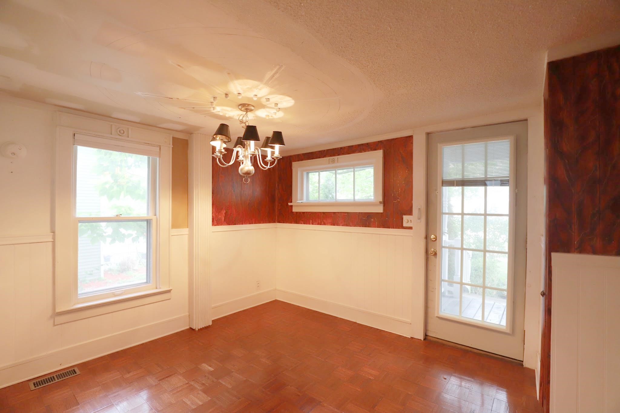 4th image of 214 N Hazelton St, Flushing, MI 48433 | MLS# 50216657