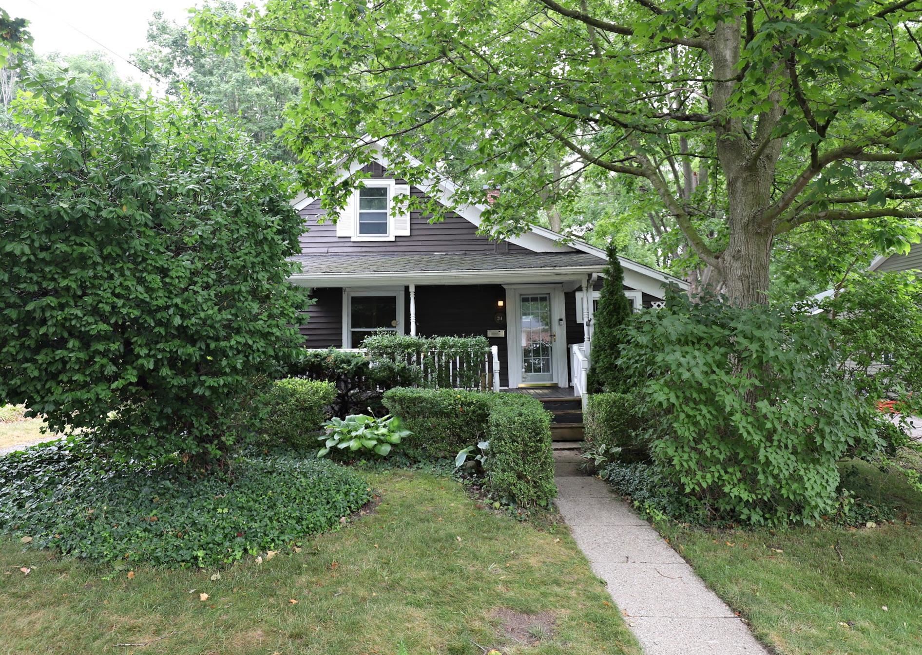 35th image of 214 N Hazelton St, Flushing, MI 48433 | MLS# 50216657