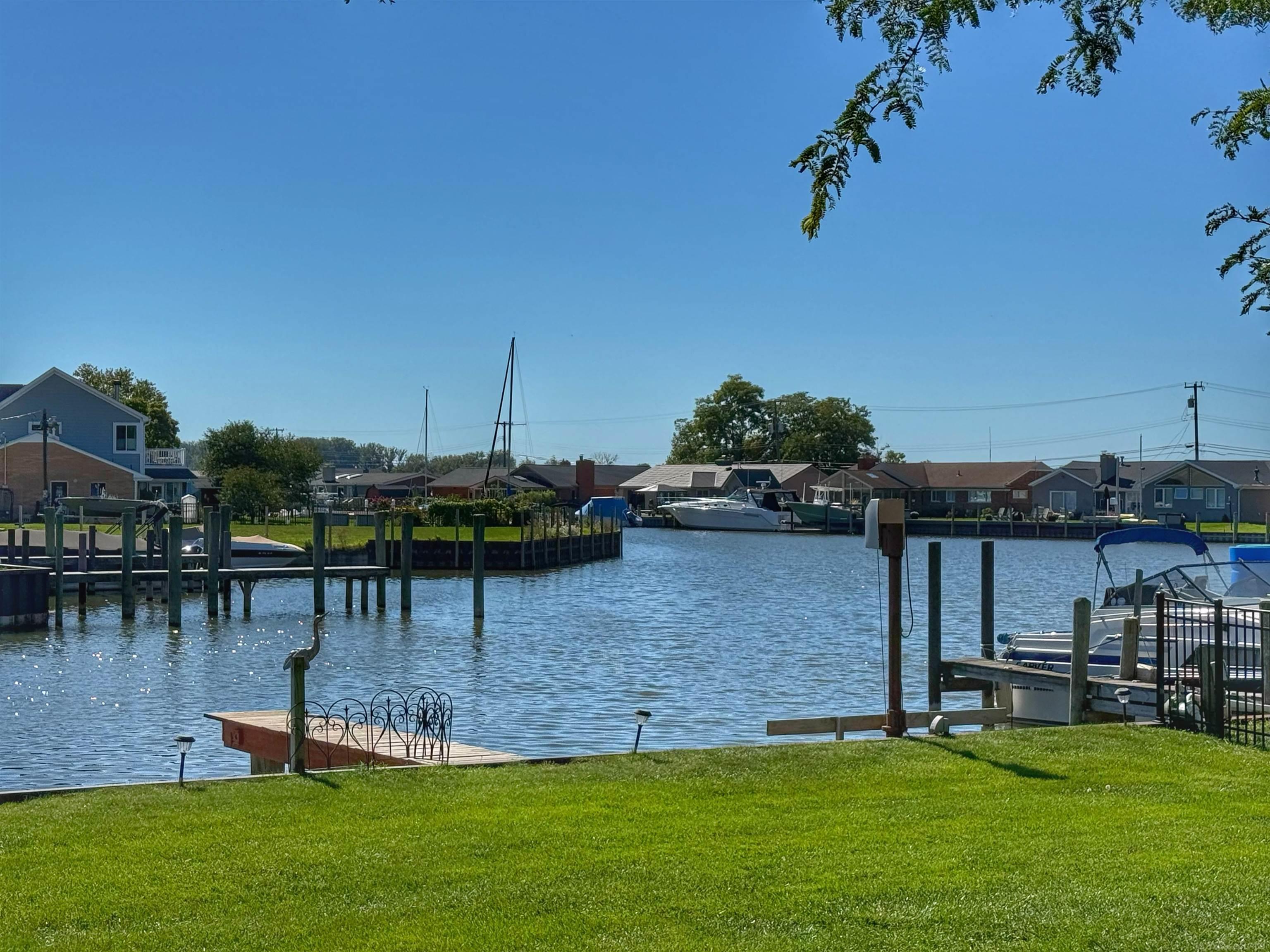 Photo 2 of Single family home for sale at 32160 S River Rd, Harrison Township, MI 48045 | MLS# 58050216669 | Listing updated on 2026-10-05