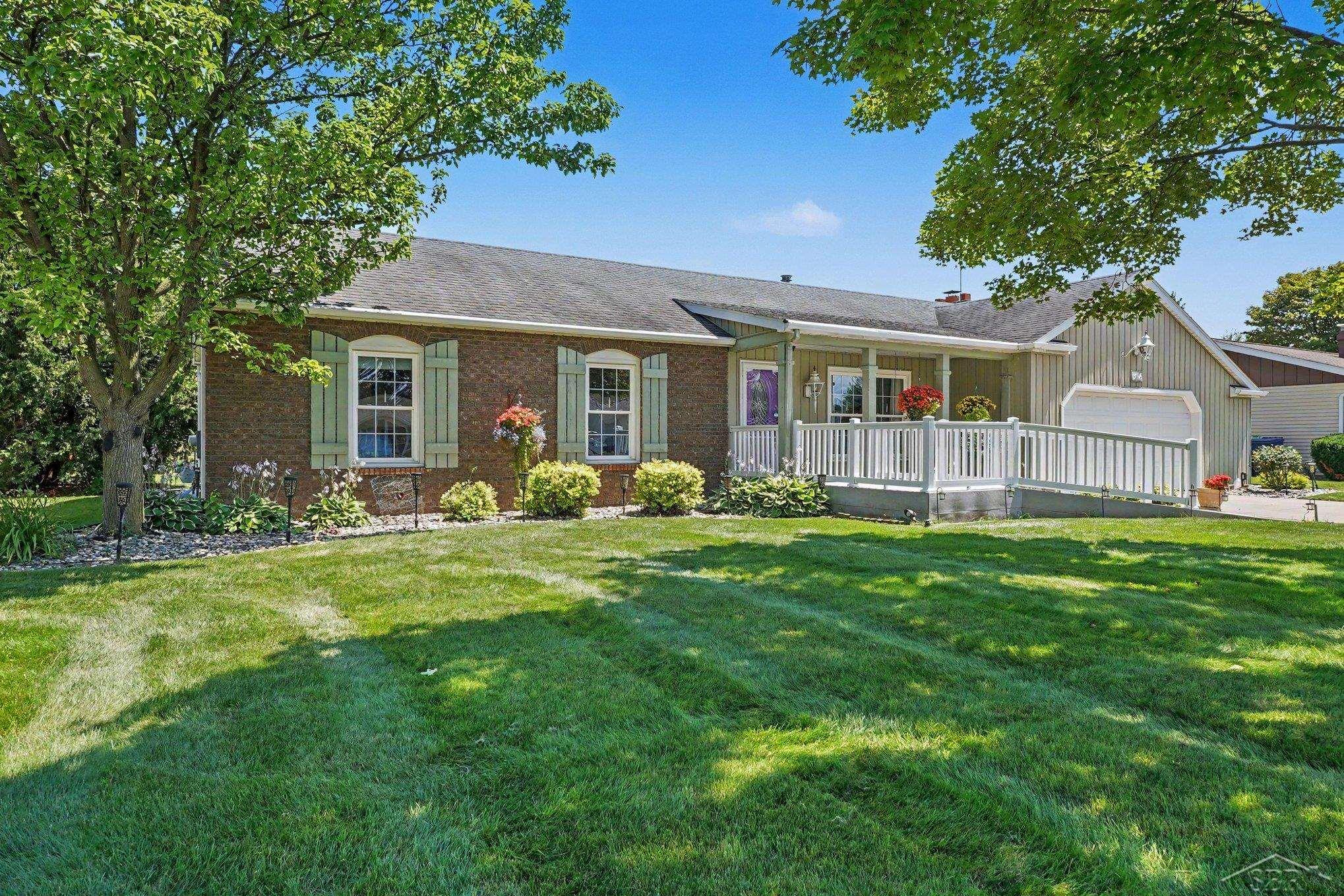 image of 3166 Columbine Dr, Saginaw, MI 48603 | MLS# 61050216698