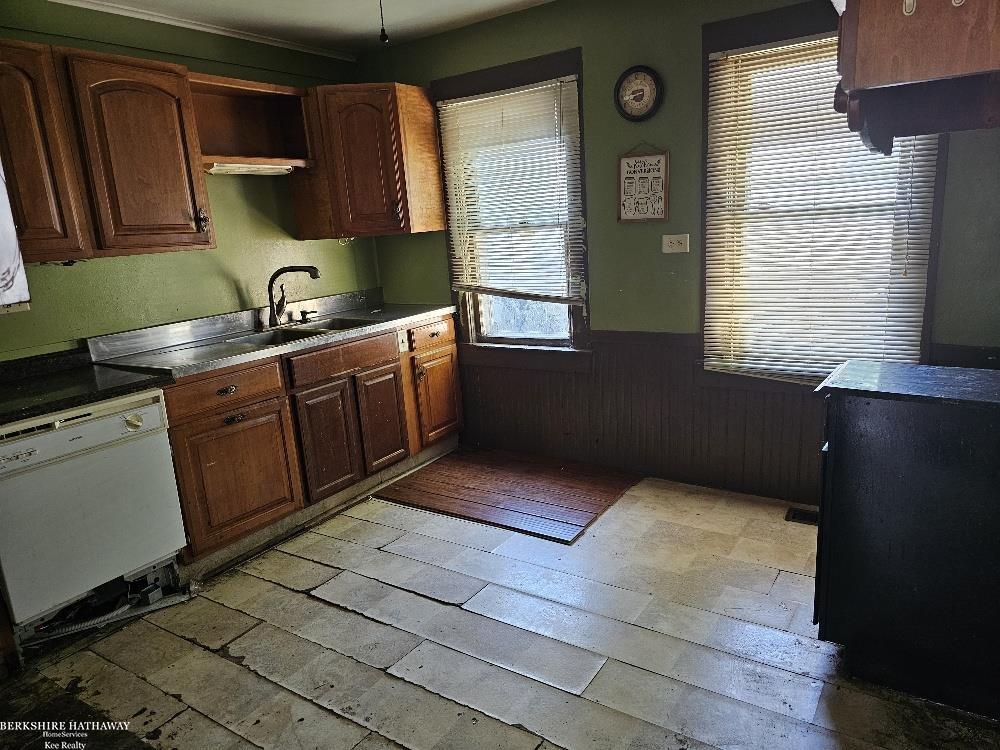 2nd image of 332 Carroll St, Marine City, MI 48039 | MLS# 50216744