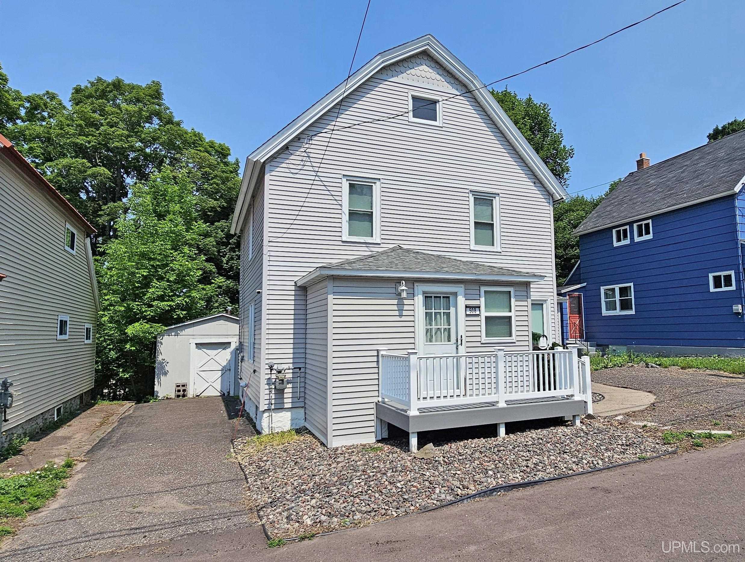 Photo 1 of Single family home for sale at 508 W Baraga Ave, Houghton, MI 49931 | MLS# 50216747 | Listing updated on 2026-10-02
