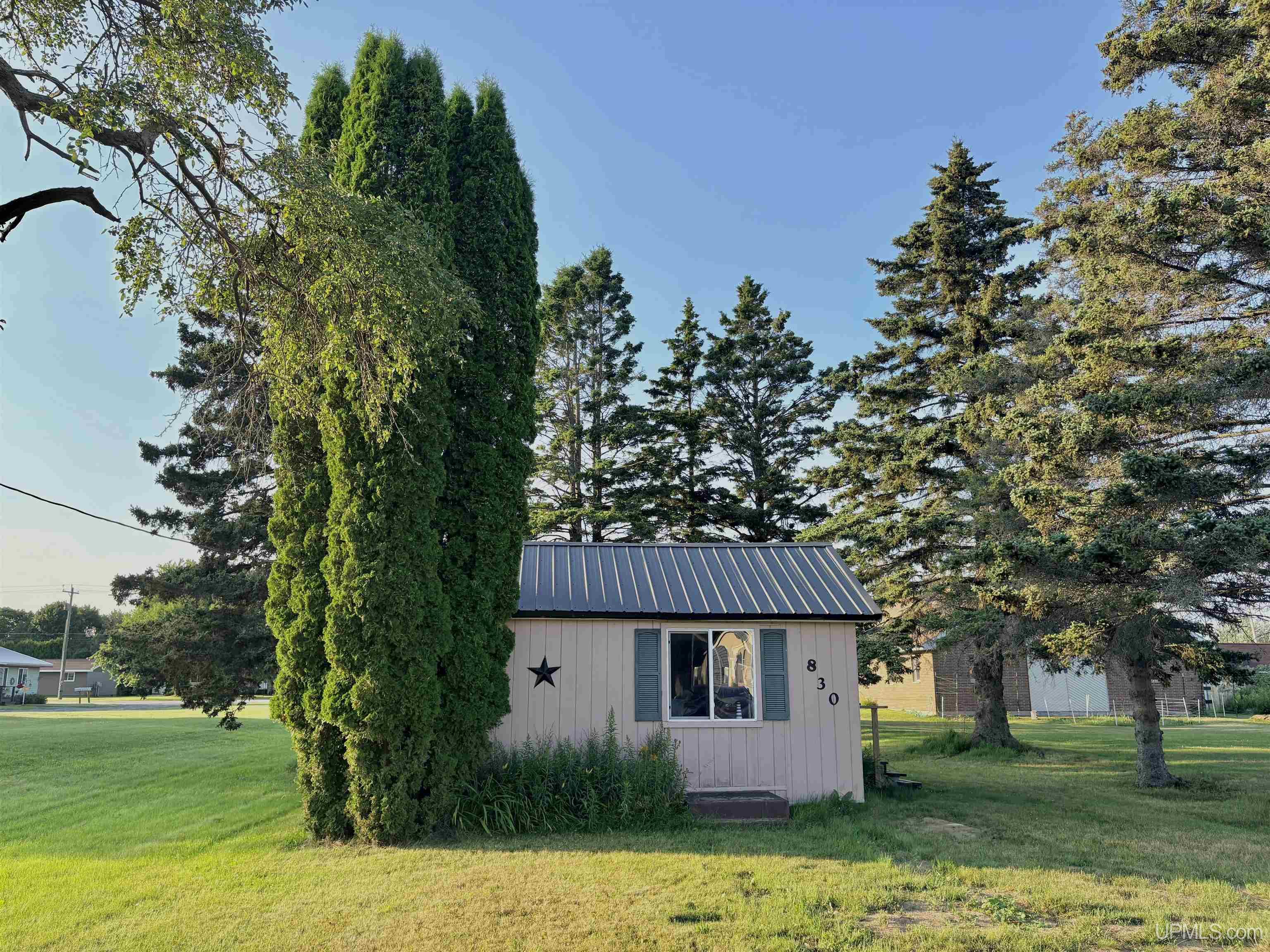 1st image of 830 Garden Ave, Manistique, MI 49854 | MLS# 50216760