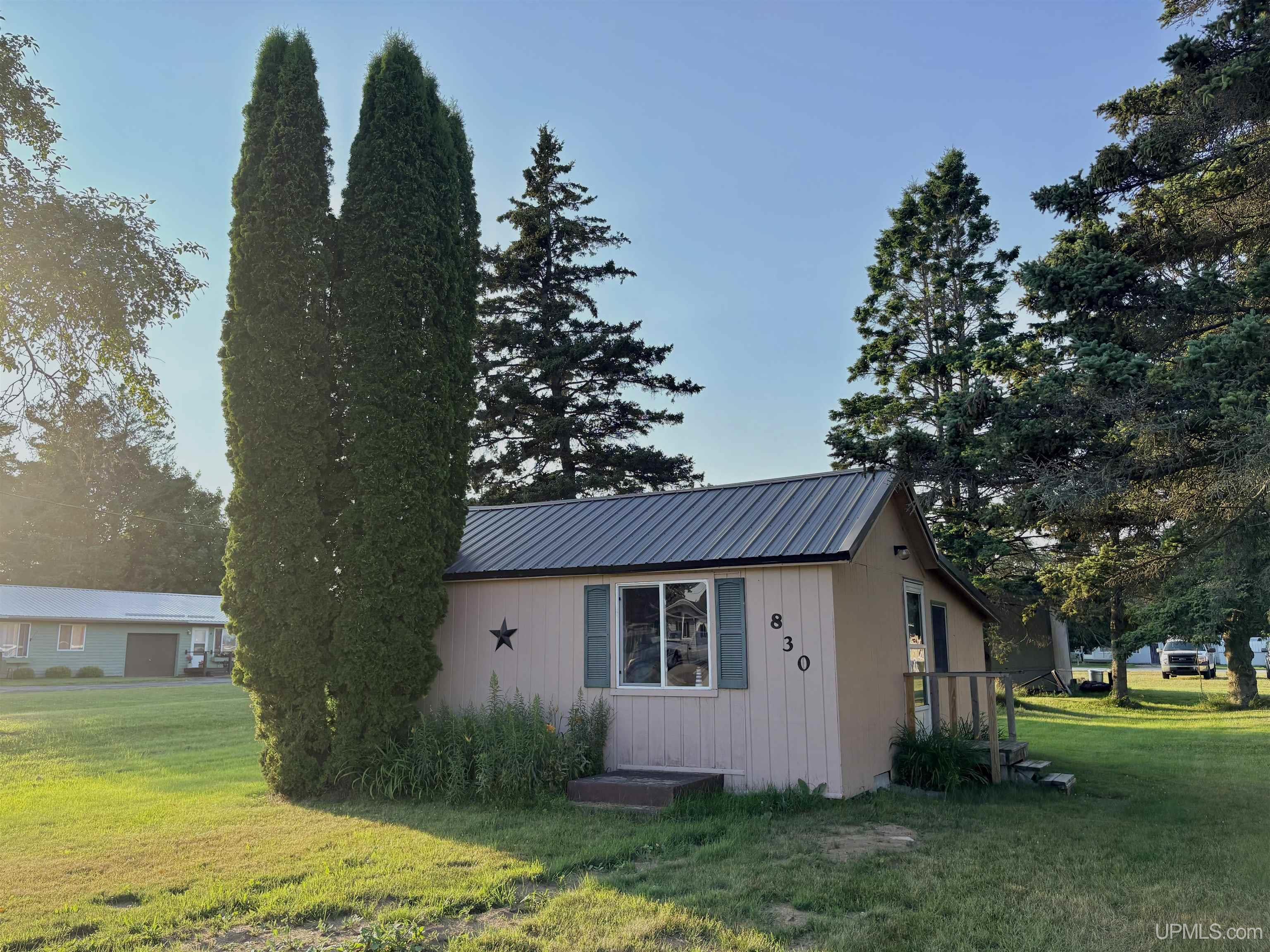 2nd image of 830 Garden Ave, Manistique, MI 49854 | MLS# 50216760