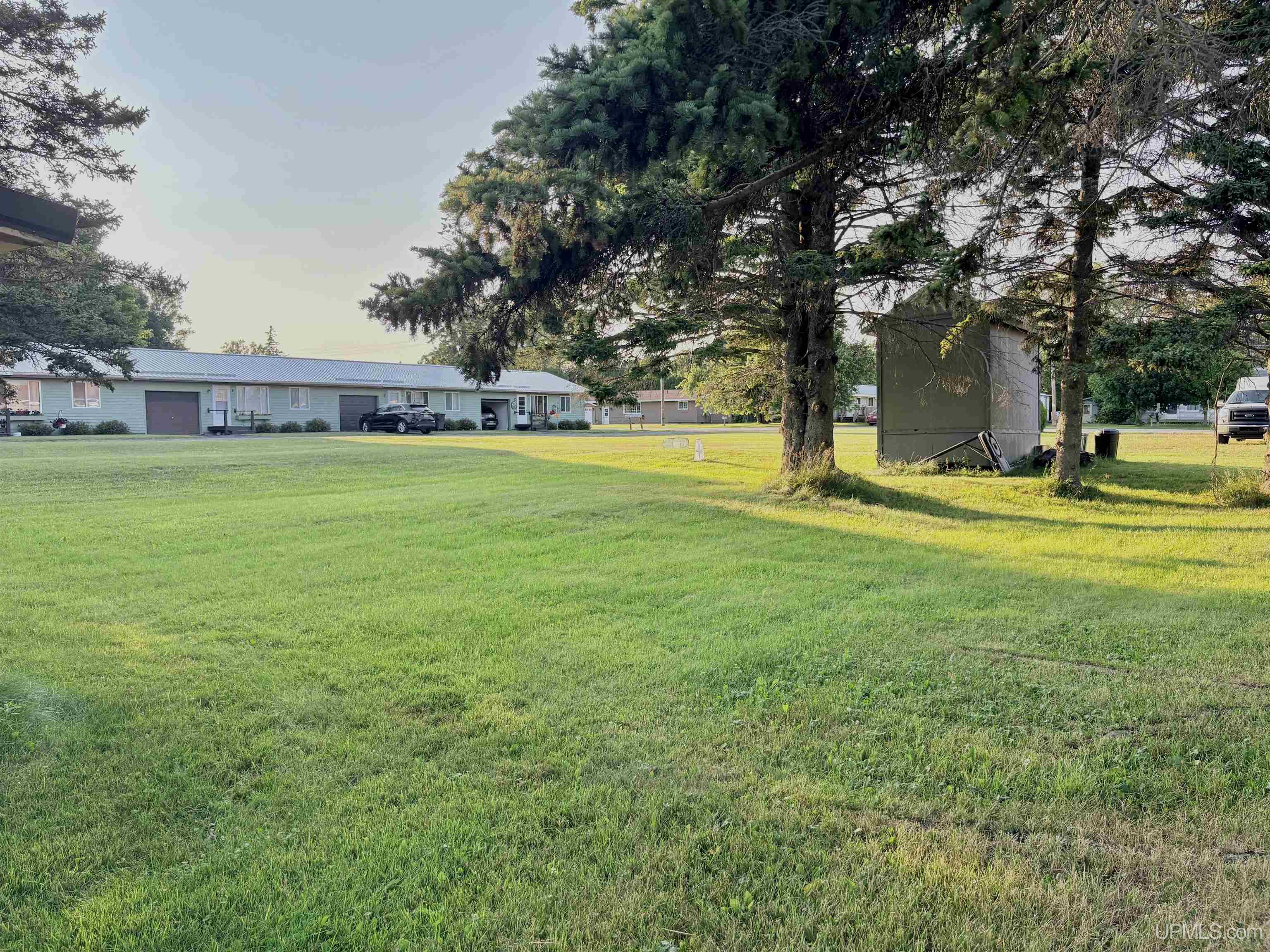 19th image of 830 Garden Ave, Manistique, MI 49854 | MLS# 50216760