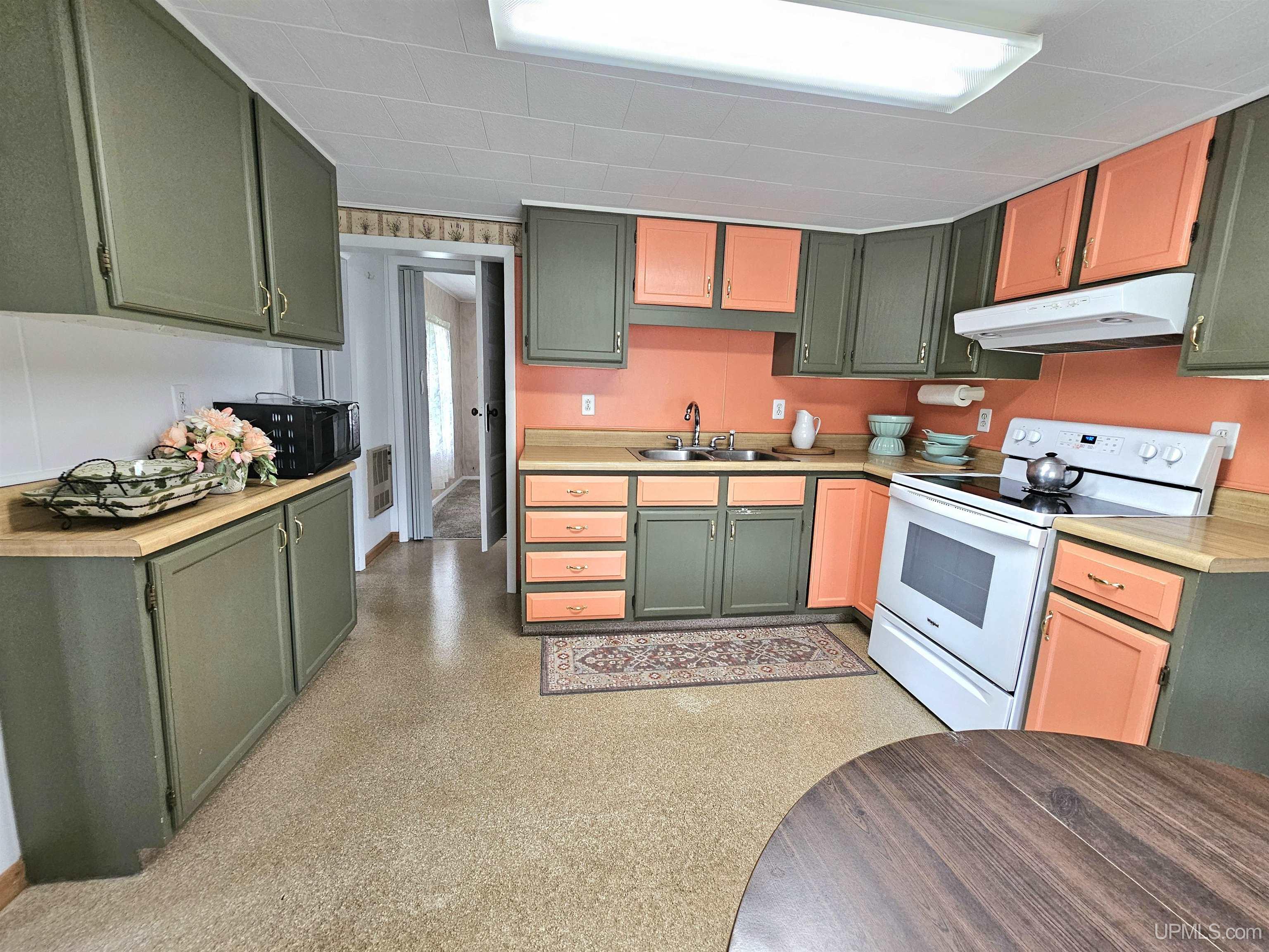 4th image of 8923 W Cedar St, Manistique, MI 49854 | MLS# 50216765