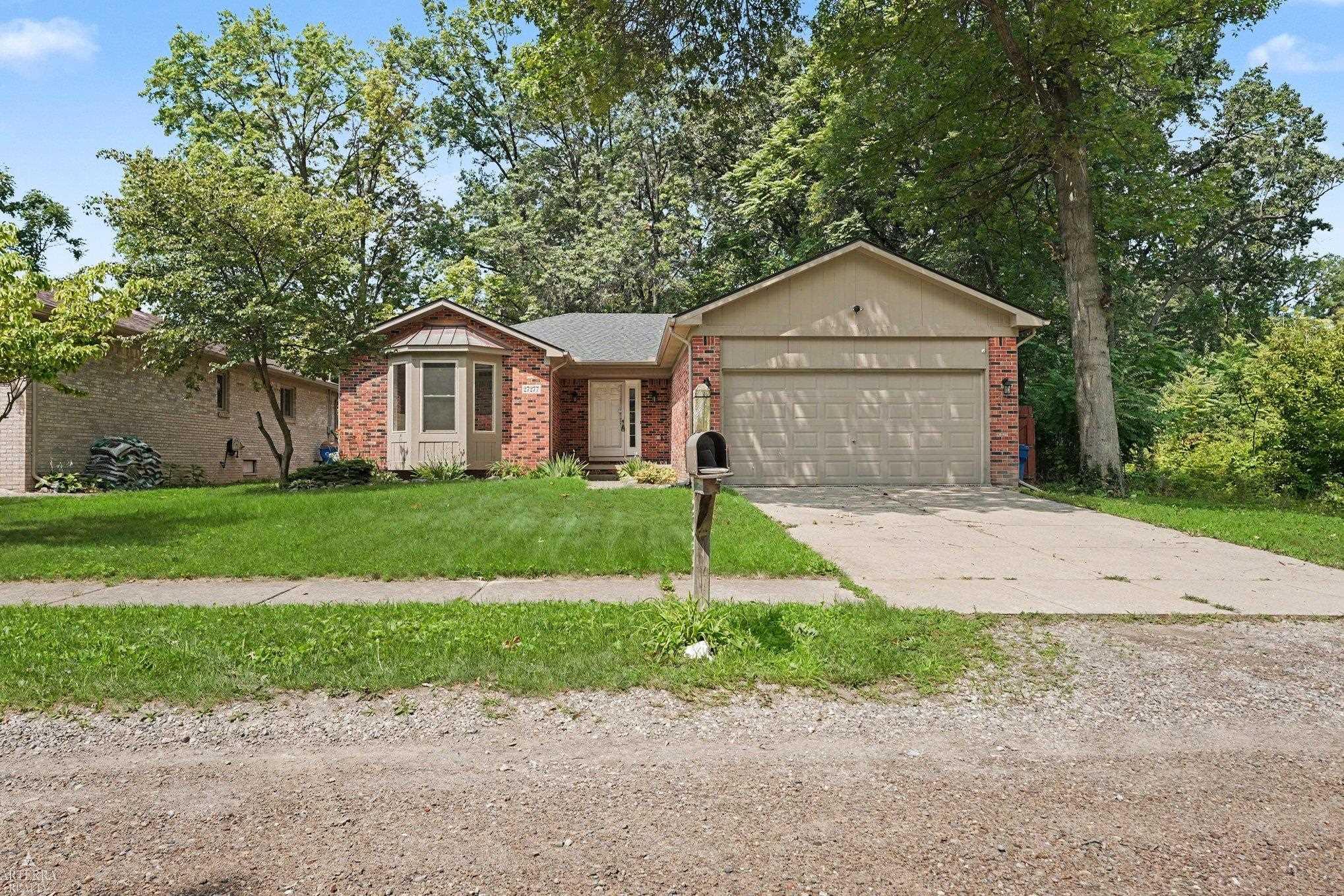 2nd image of 27277 Warner Ave, Warren, MI 48092 | MLS# 50216811