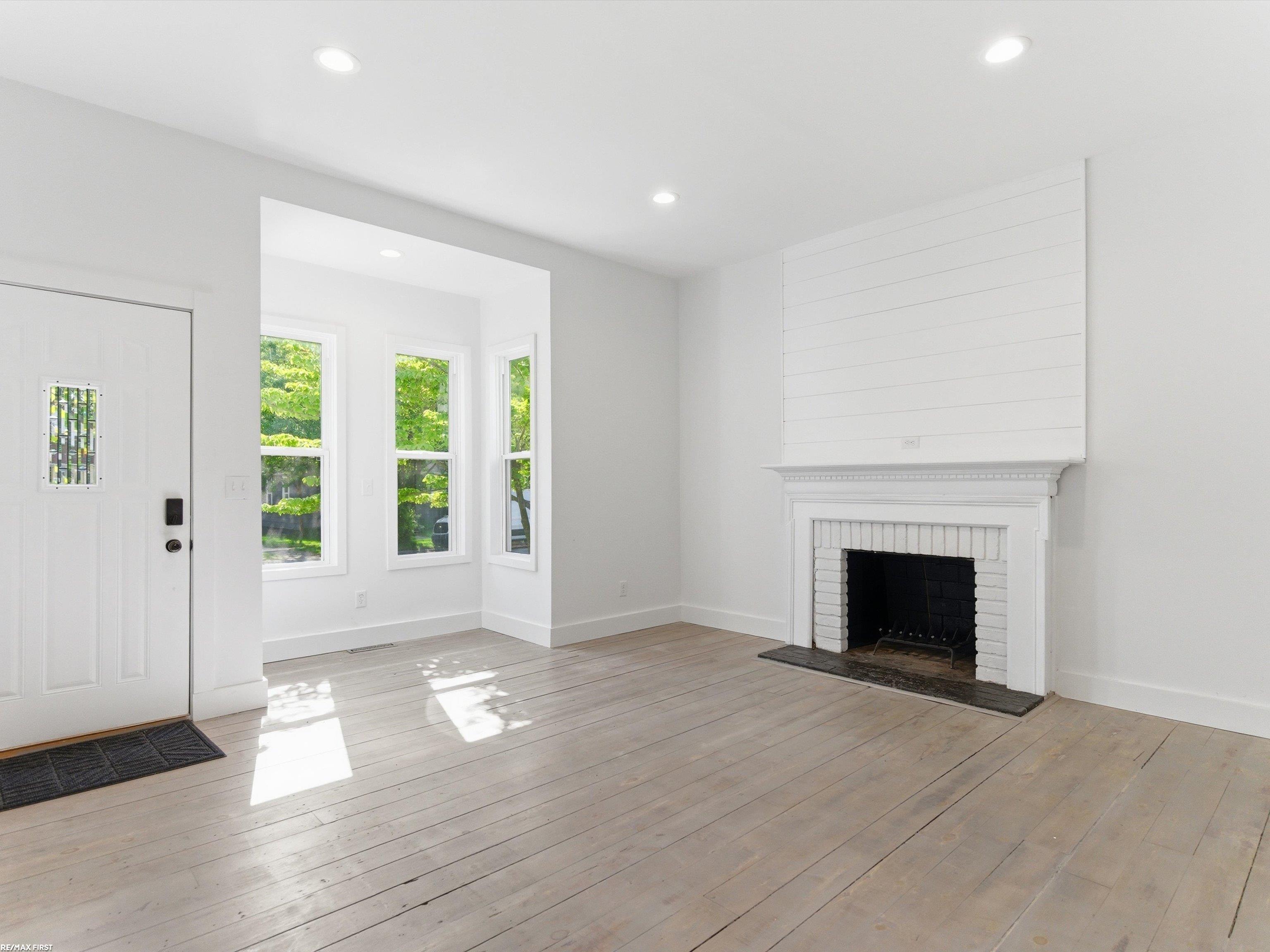 5th image of 2519 Walnut St, Port Huron, MI 48060 | MLS# 50216824