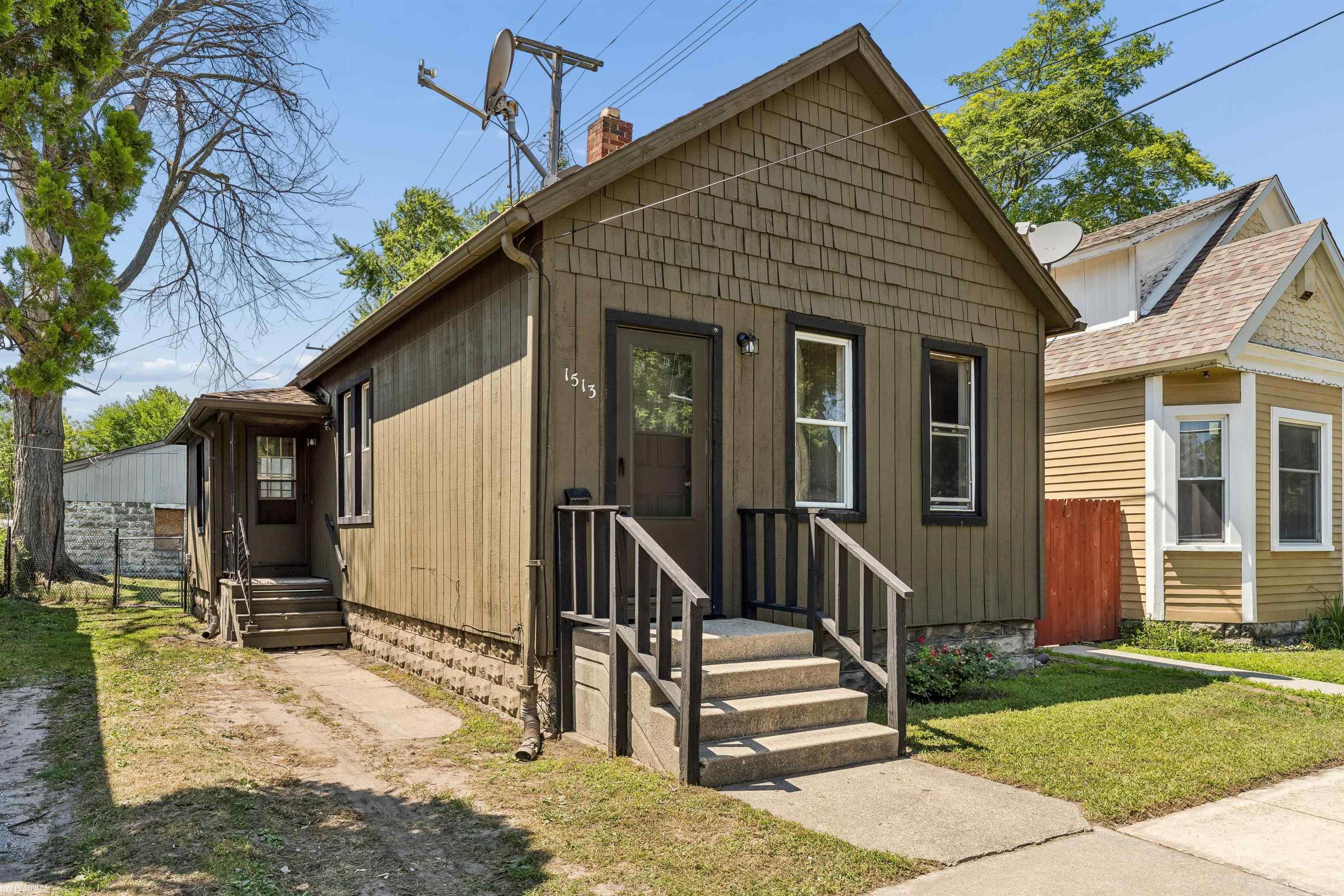1st image of 1513 9th St, Port Huron, MI 48060 | MLS# 50216861