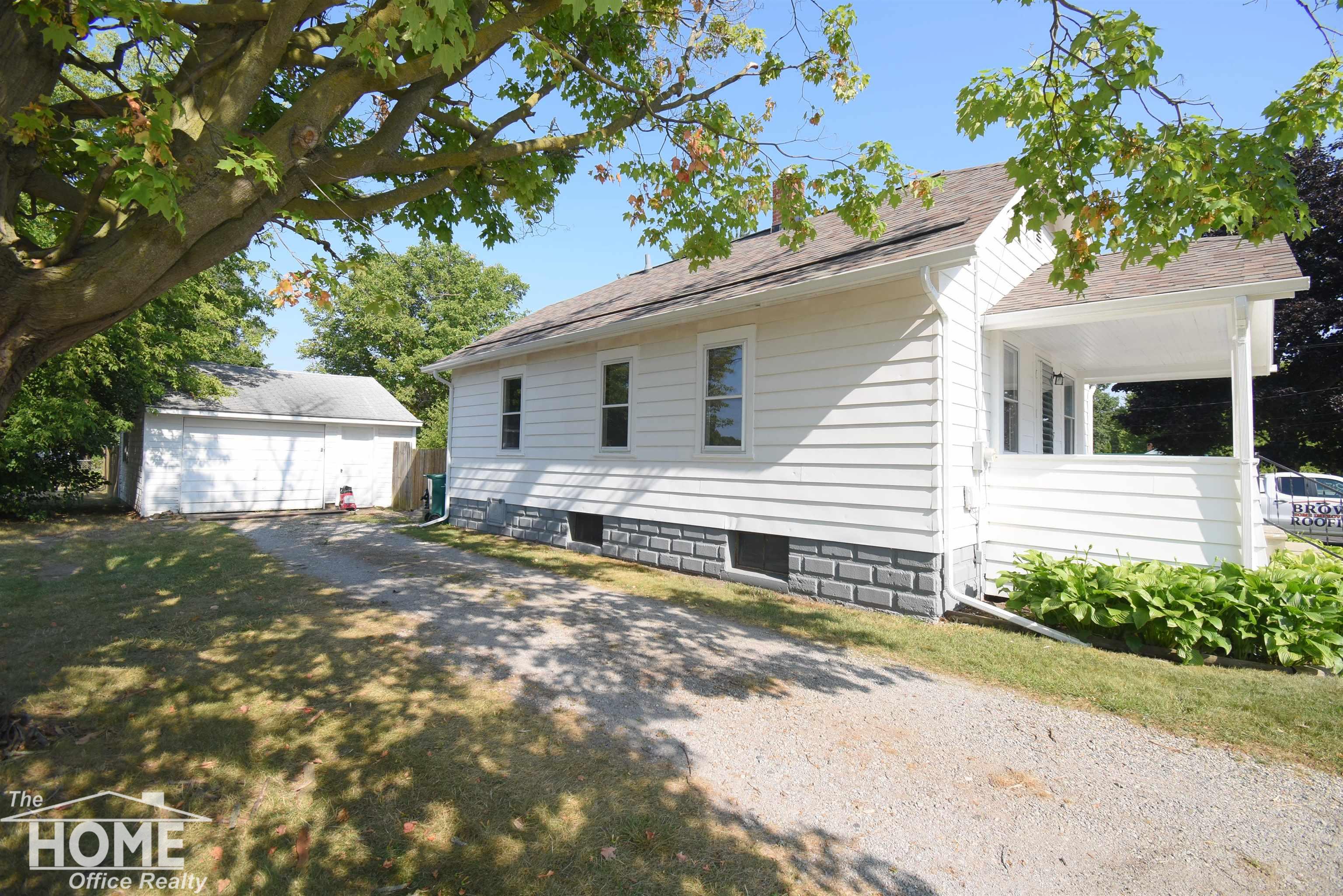 2nd image of 1022 S Lyon St, Owosso, MI 48867 | MLS# 50216862