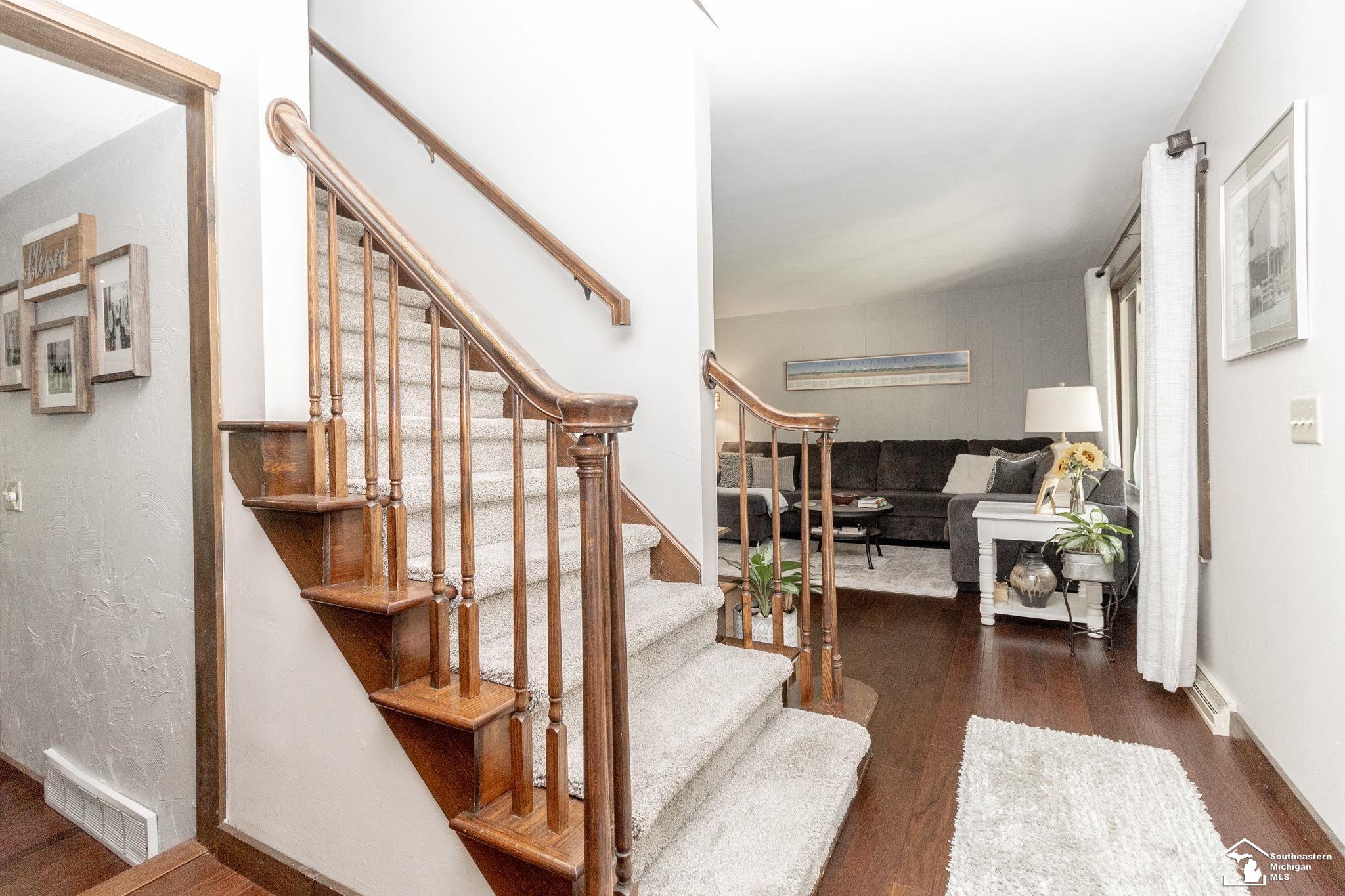 4th image of 3317 Springdale Dr, Lambertville, MI 48144 | MLS# 50216911