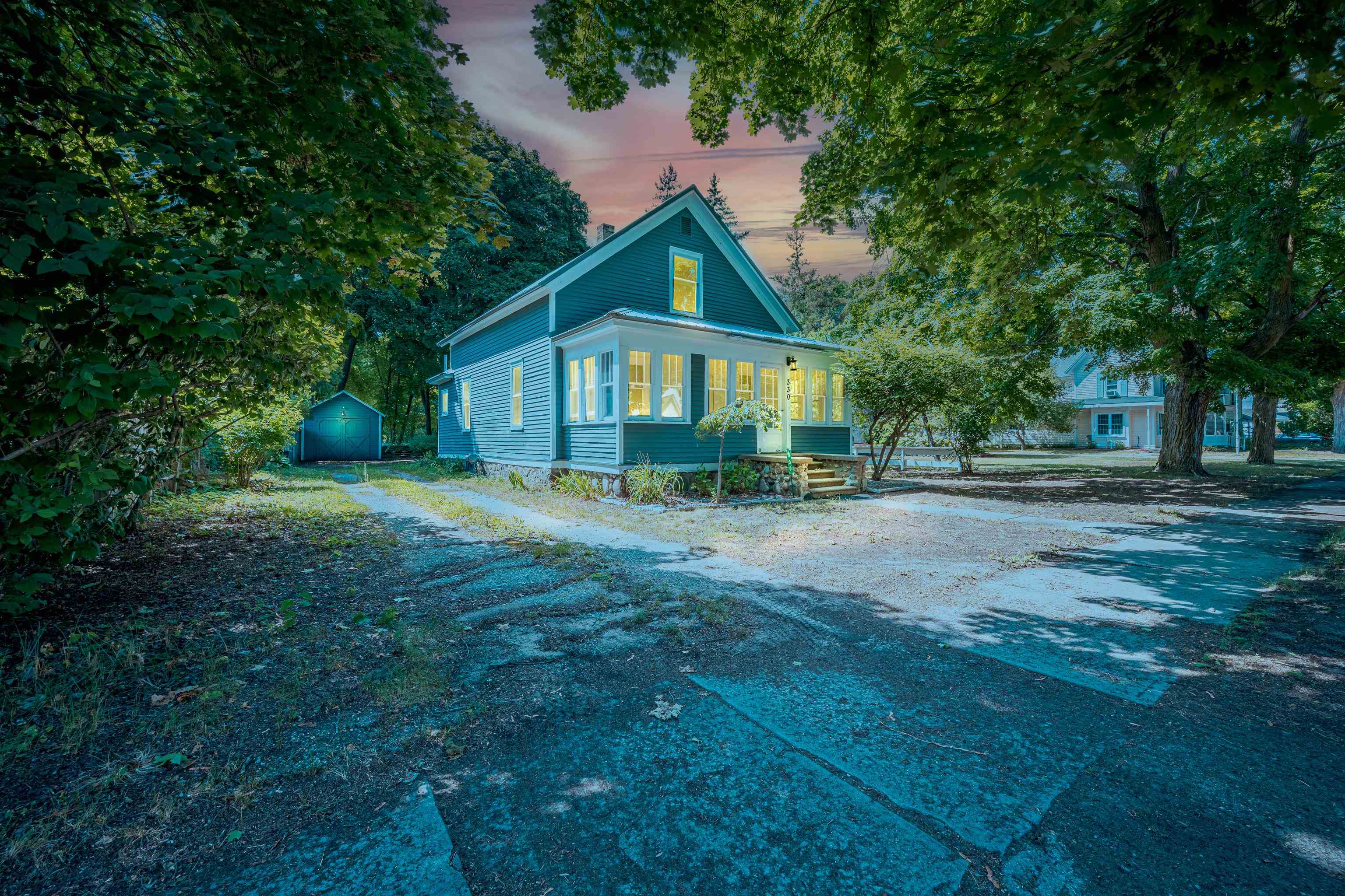 44th image of 330 S Antler St, Gladwin, MI 48624 | MLS# 50216913