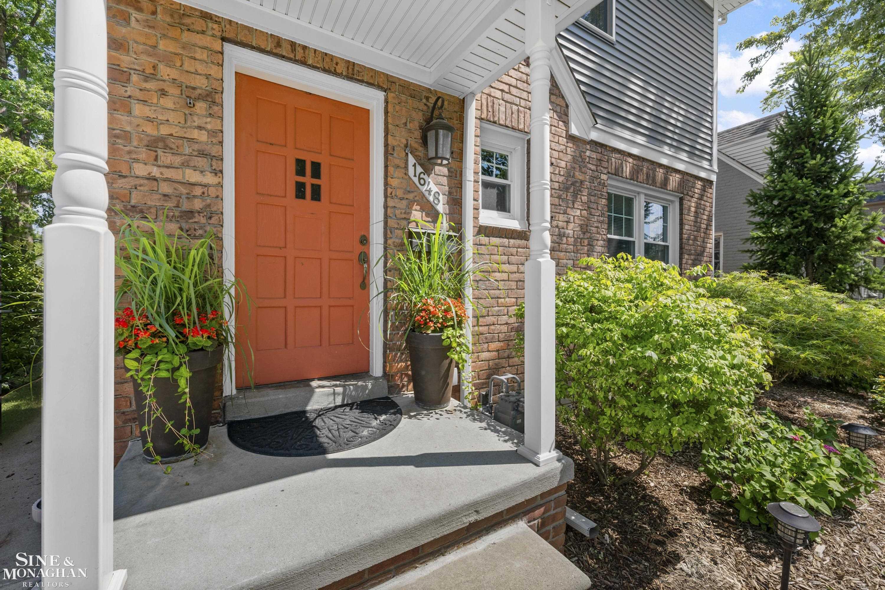 2nd image of 1648 Hampton Rd, Grosse Pointe Woods, MI 48236 | MLS# 50216919