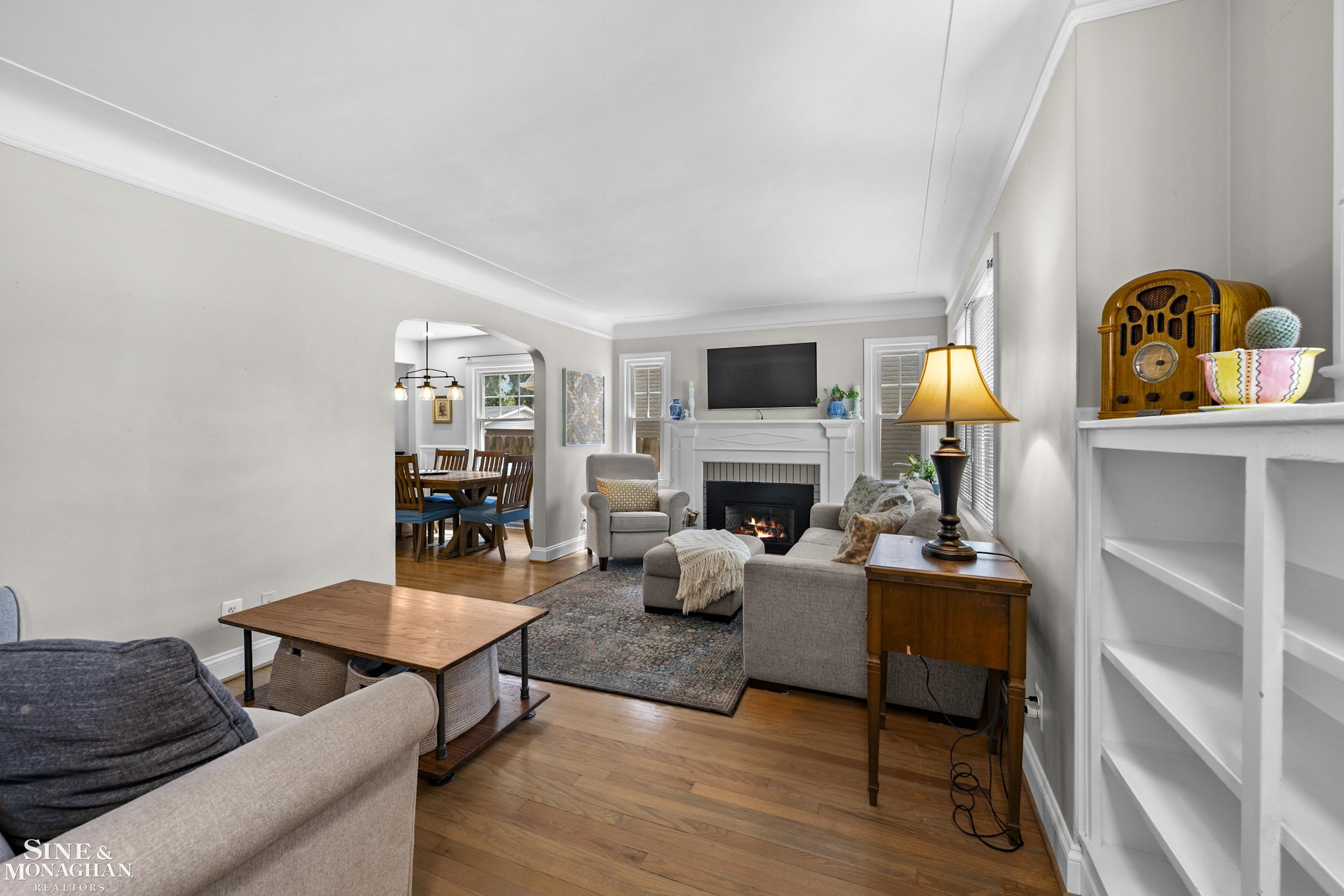 5th image of 1648 Hampton Rd, Grosse Pointe Woods, MI 48236 | MLS# 50216919