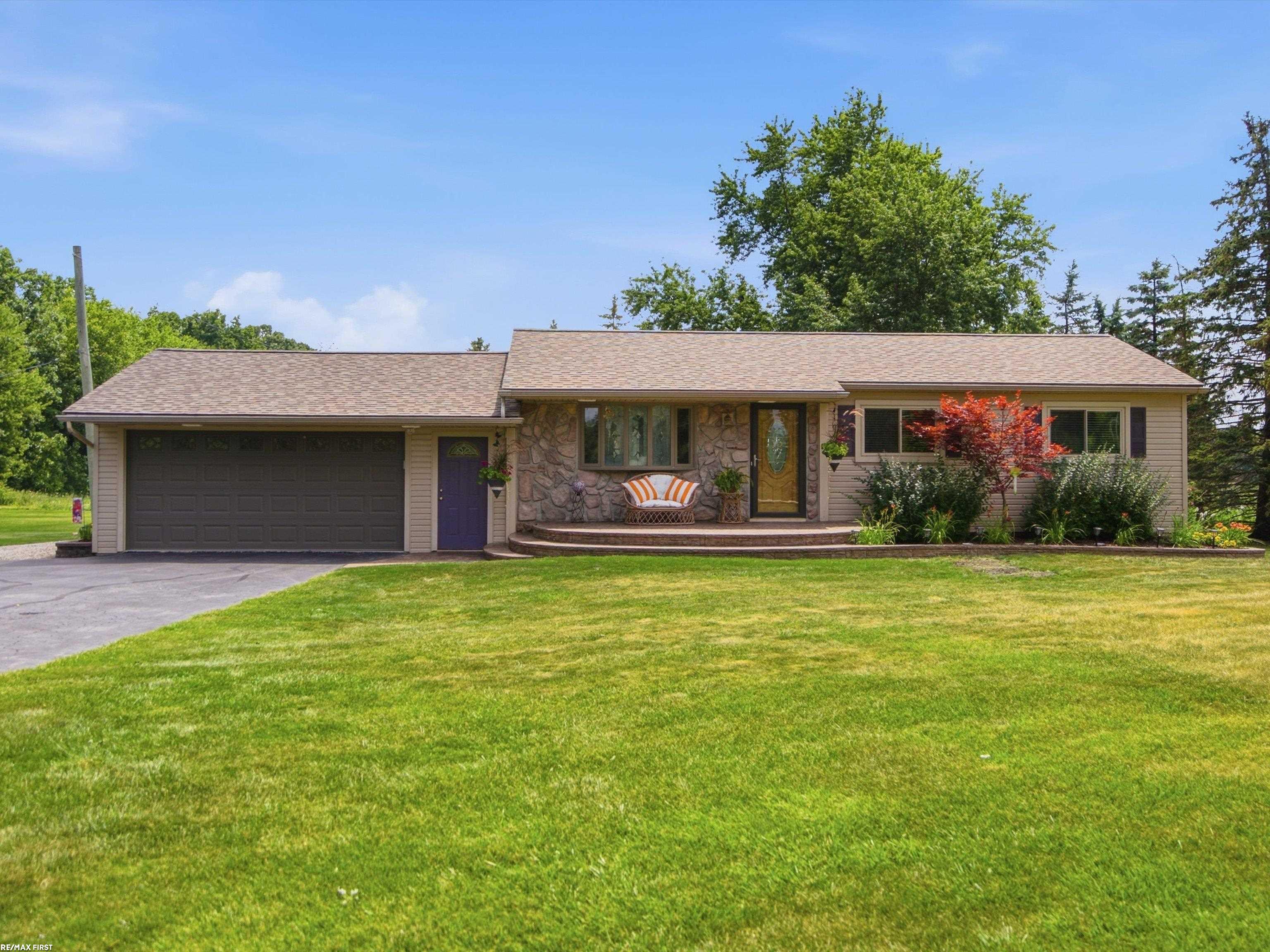 Photo 3 of Single Family Residence at 15890 30 Mile Rd, Ray, MI 48096 | MLS# 50216931 |  | Sold on 2026-08-14