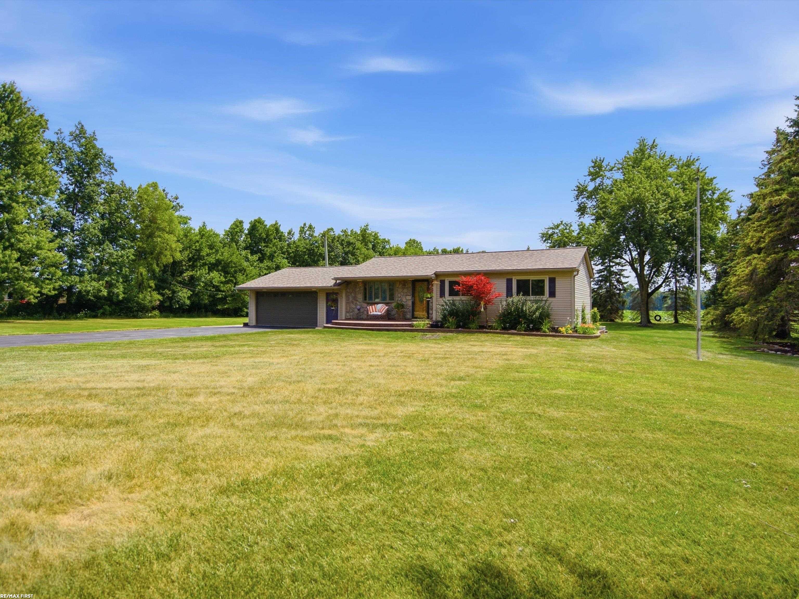 Photo 5 of Single Family Residence at 15890 30 Mile Rd, Ray, MI 48096 | MLS# 50216931 |  | Sold on 2026-08-14