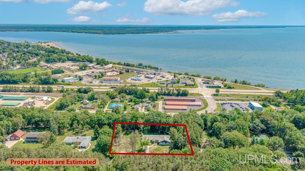 2nd image of 709 Loueda Ave, Gladstone, MI 49837 | MLS# 50216937