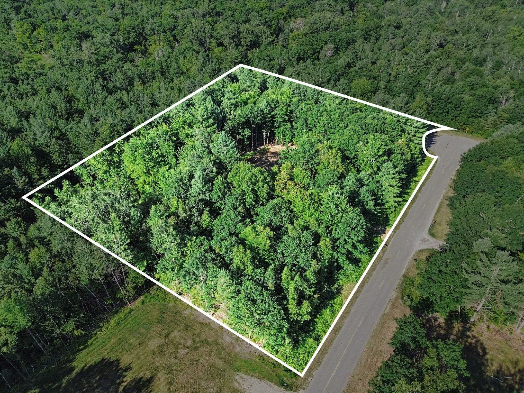 1st image of 3591 Traxler Dr, Beaverton, MI 48612 | MLS# 50216949
