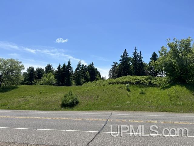 2nd image of N14675 Us Hwy 141 Hwy, Amberg, WI 54102 | MLS# 50216965
