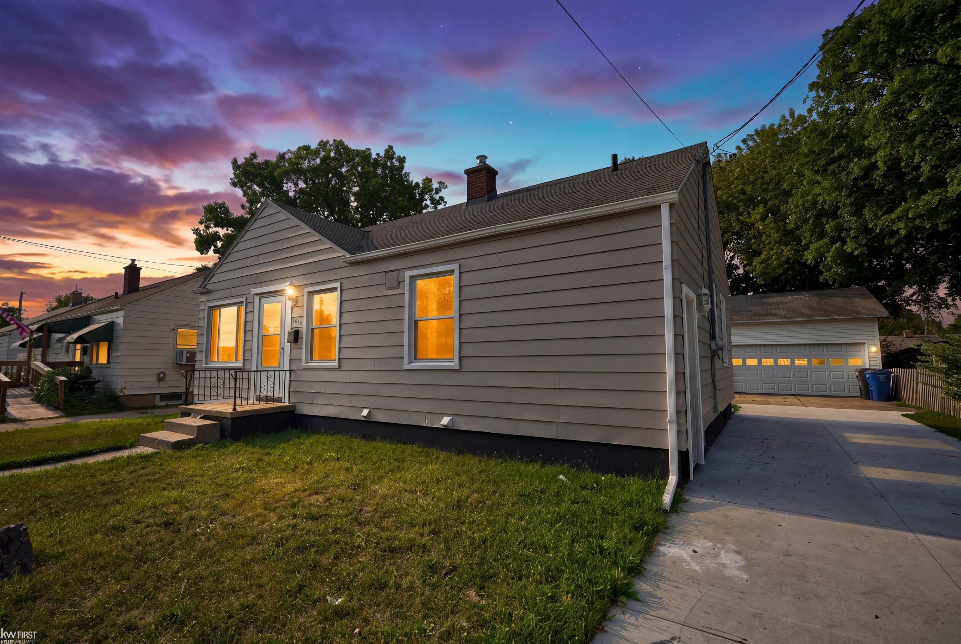 Photo 3 of Single family home for sale at 3922 Hogarth Ave, Flint, MI 48532 | MLS# 5050216970 | Listing updated on 2026-09-29